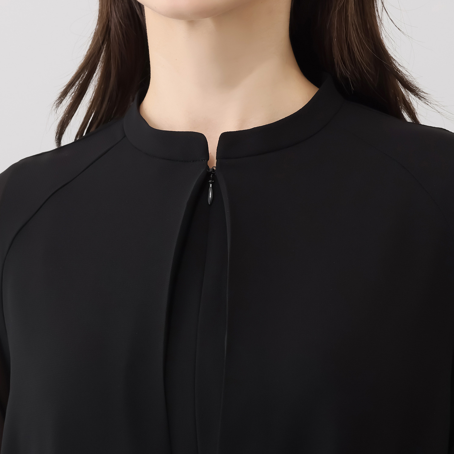 岩佐 国内生産 日本製生地 前開き フォーマルワンピース