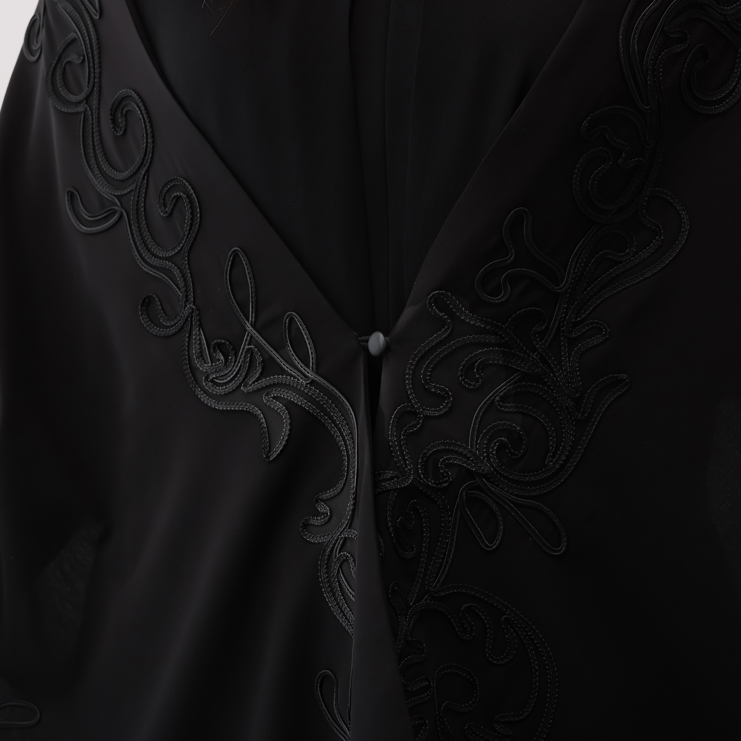 岩佐 国内生産 日本製生地 コード刺しゅう ストール