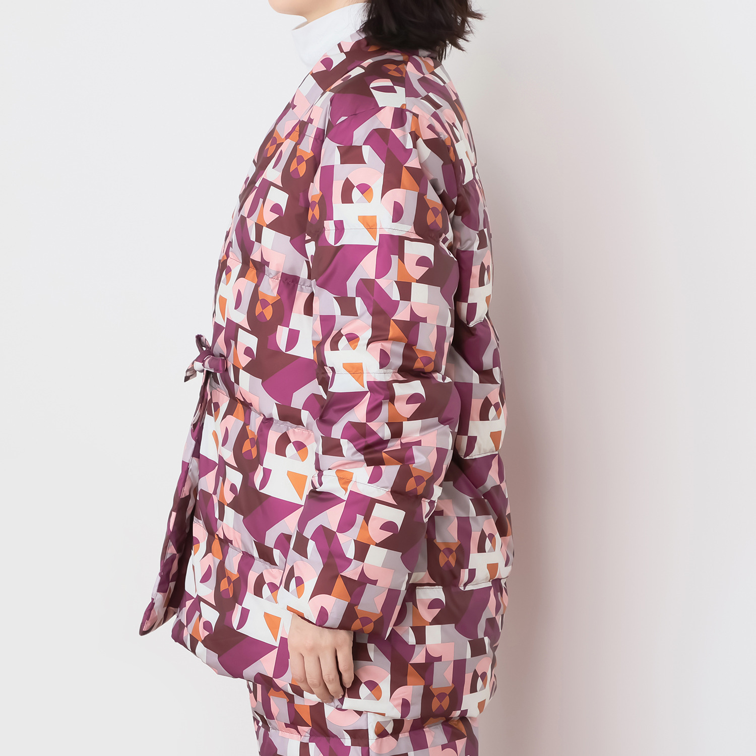 モリリン 軽くてあったか ホワイトダックダウン 羽毛ハンテン ＜Ｍ〜Ｌ、ＸＬ＞