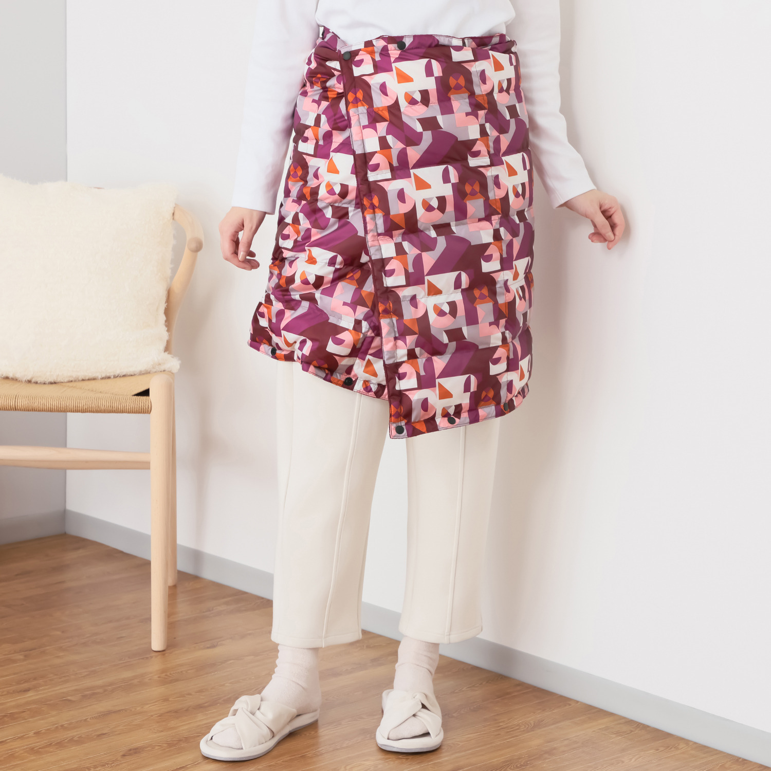 モリリン 軽くてあったか ホワイトダックダウン ひざ掛けにもなる 羽毛ラップスカート