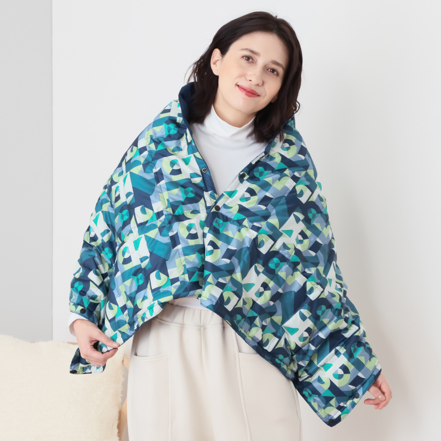 モリリン 軽くてあったか ホワイトダックダウン ひざ掛けにもなる 羽毛ラップスカート