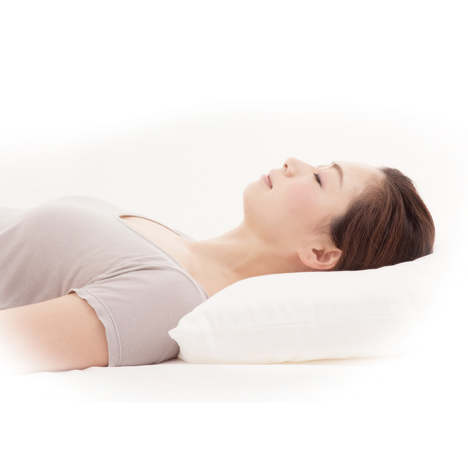 優しく首を受け止める こだわりのフィット構造 ボディチューニングピロー エアトラスＰｒｏ