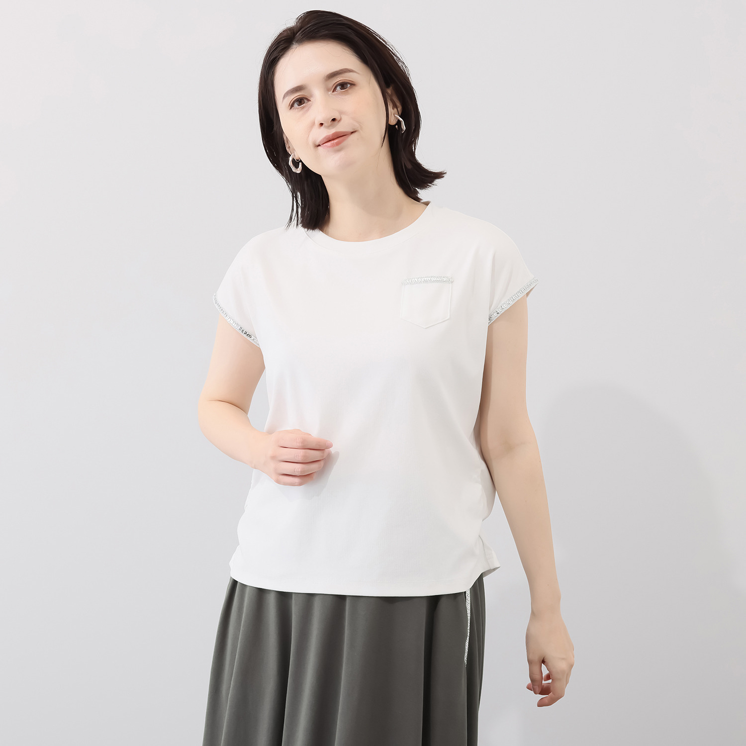 ブルーコレクション 夏の楽々きれい！！ スパンコールアクセント カットソープルオーバー