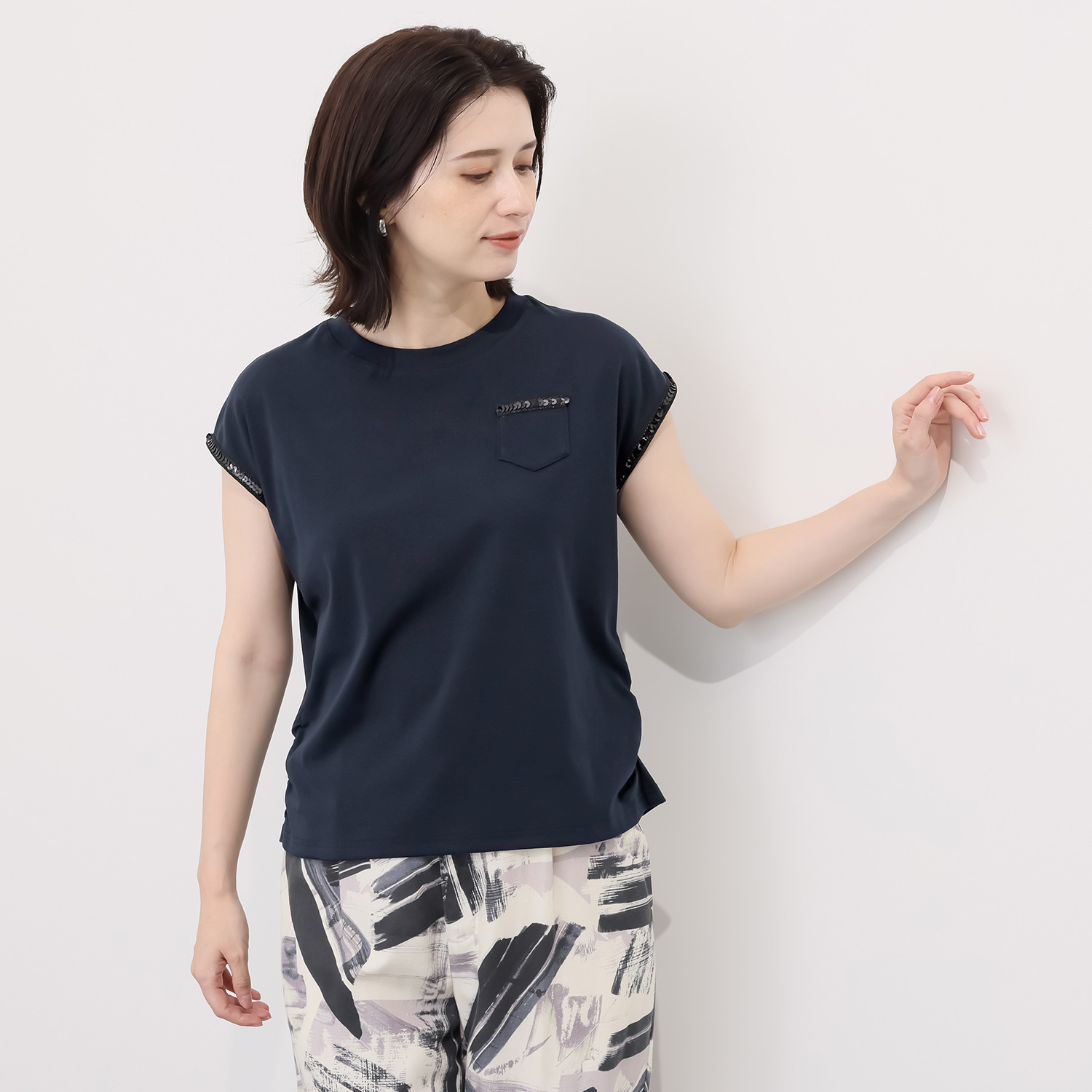 ブルーコレクション 夏の楽々きれい！！ スパンコールアクセント カットソープルオーバー