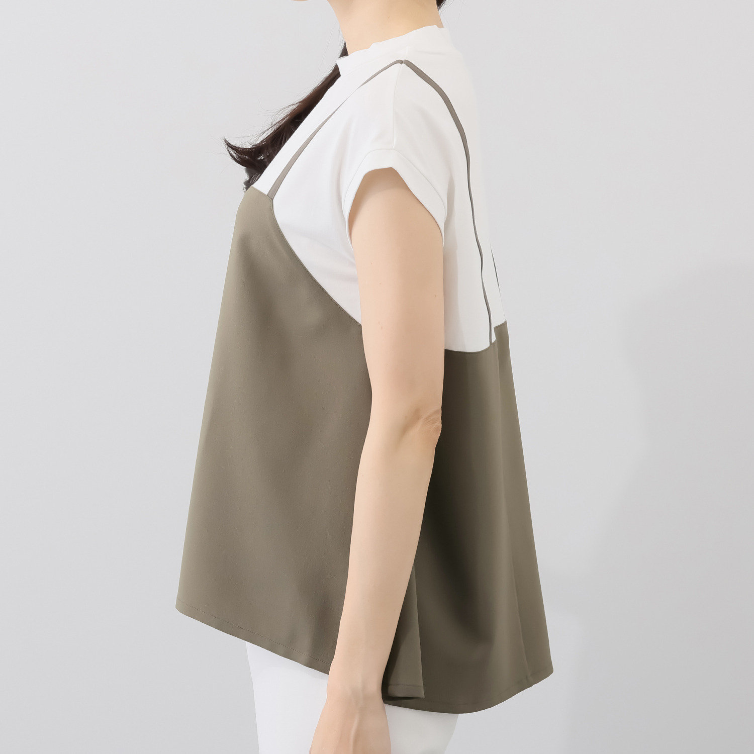 マイジュジュ 一枚で決まる！ 異素材切替 レイヤード風プルオーバー