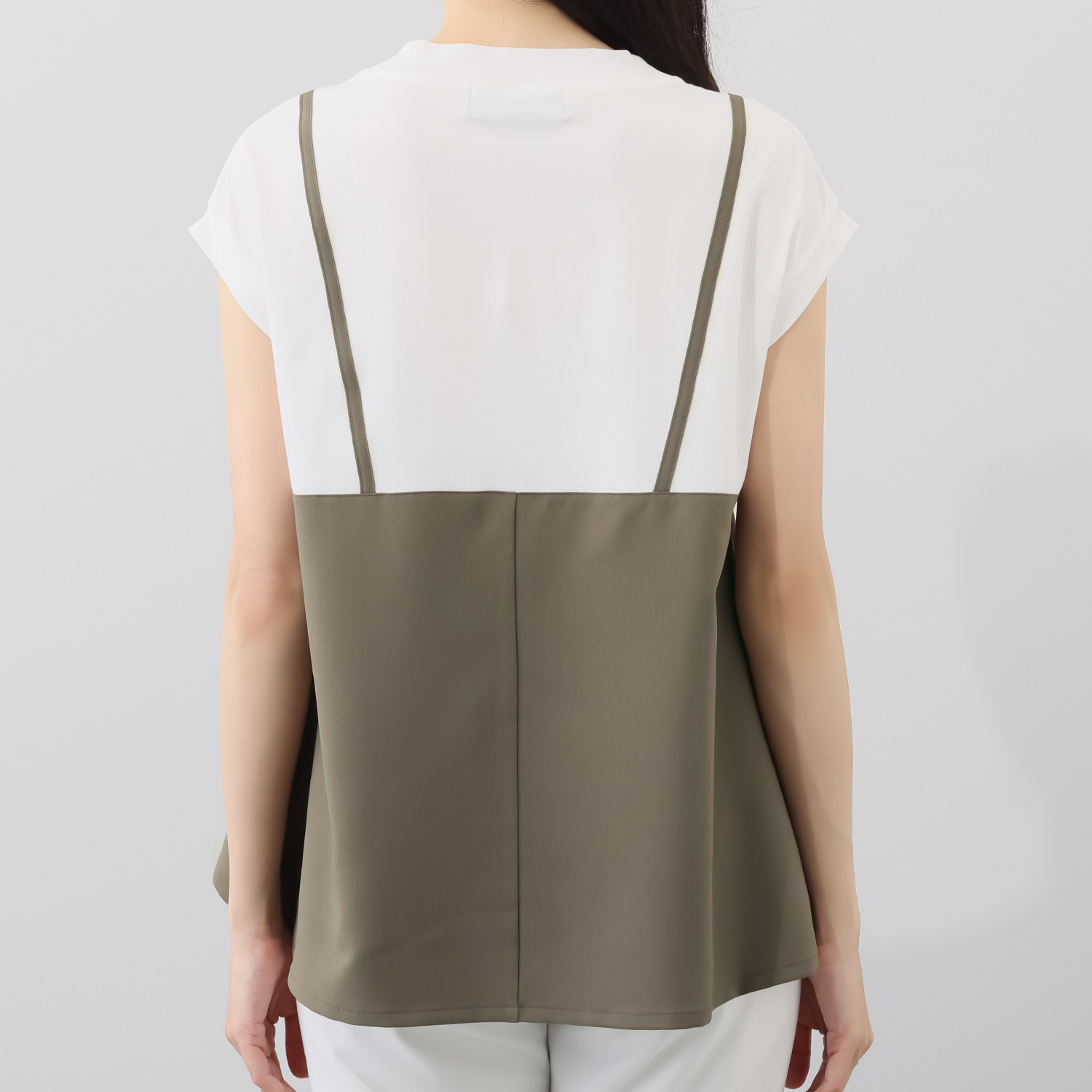 マイジュジュ 一枚で決まる！ 異素材切替 レイヤード風プルオーバー