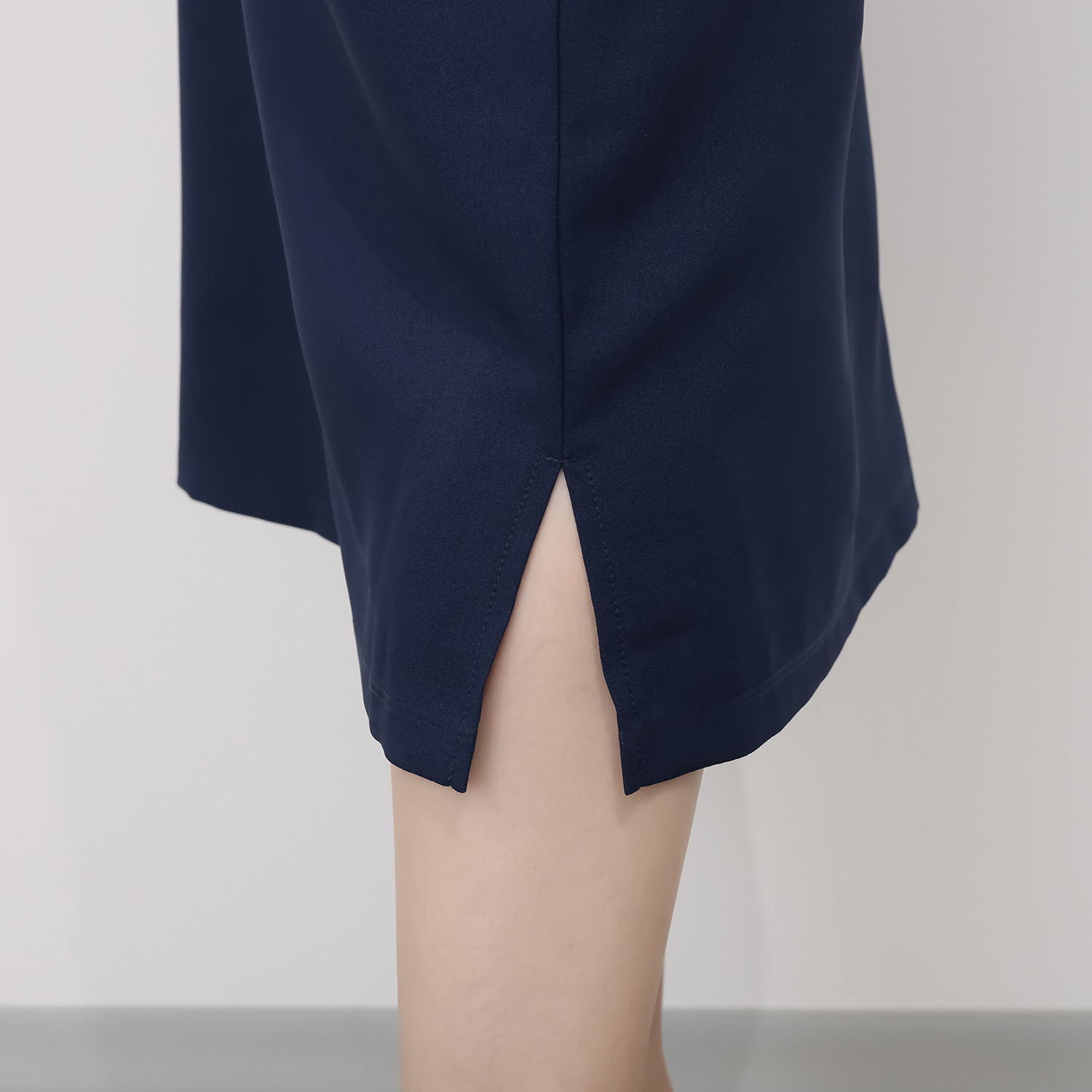 マイジュジュ 一枚で決まる！ 異素材切替 レイヤード風ワンピース