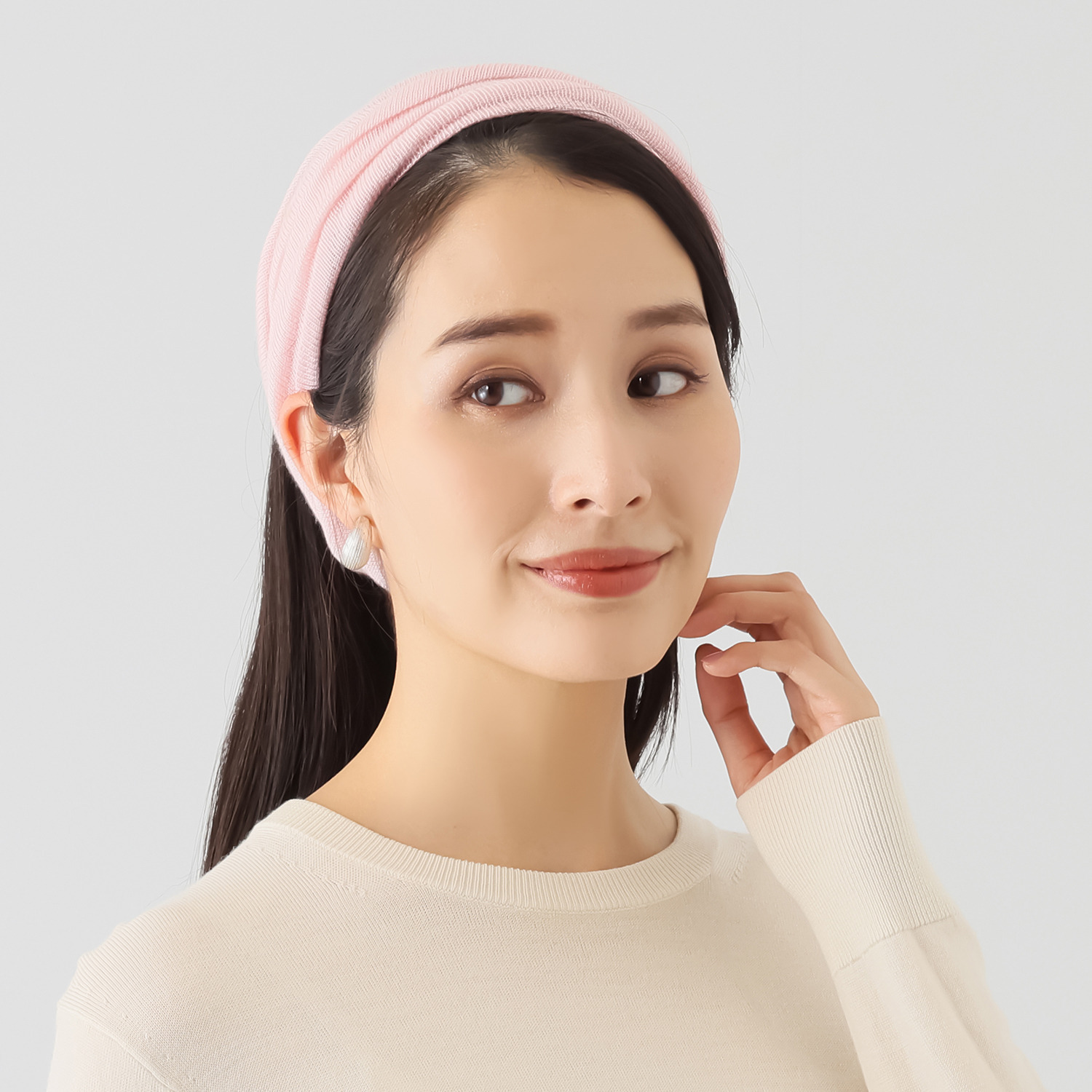 ハセガワ カシミヤより細い スパンシルク１００％ 無縫製ネックウォーマー ２枚セット