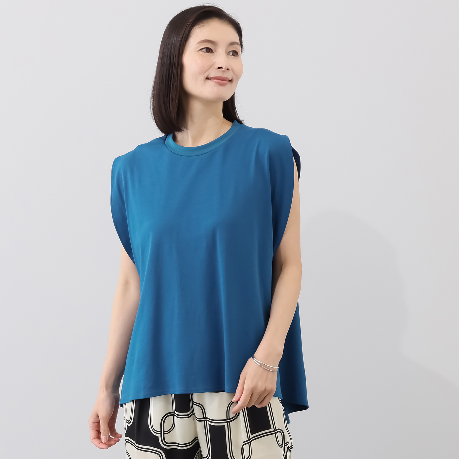 ラ　ヴァーグ　デトワール コットン素材 さらっとドライタッチ 曖昧シルエット プルオーバー