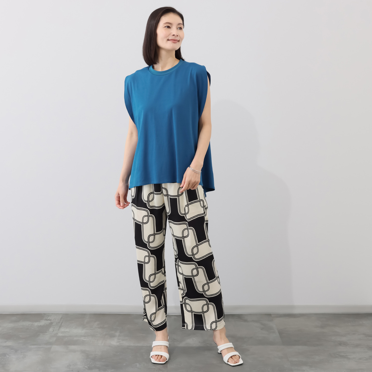 ラ　ヴァーグ　デトワール コットン素材 さらっとドライタッチ 曖昧シルエット プルオーバー