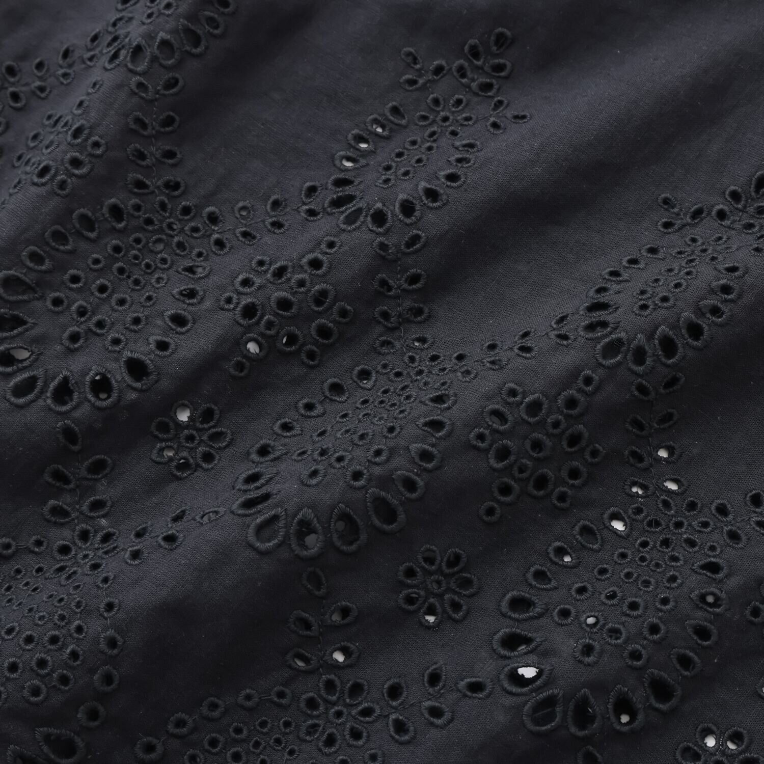 ＢＯＵＮＣＹ　ＢＯＮＤ 気分をあげて華やかに！ さらさらコットンリネン オリジナル刺しゅう インナー付ワンピース