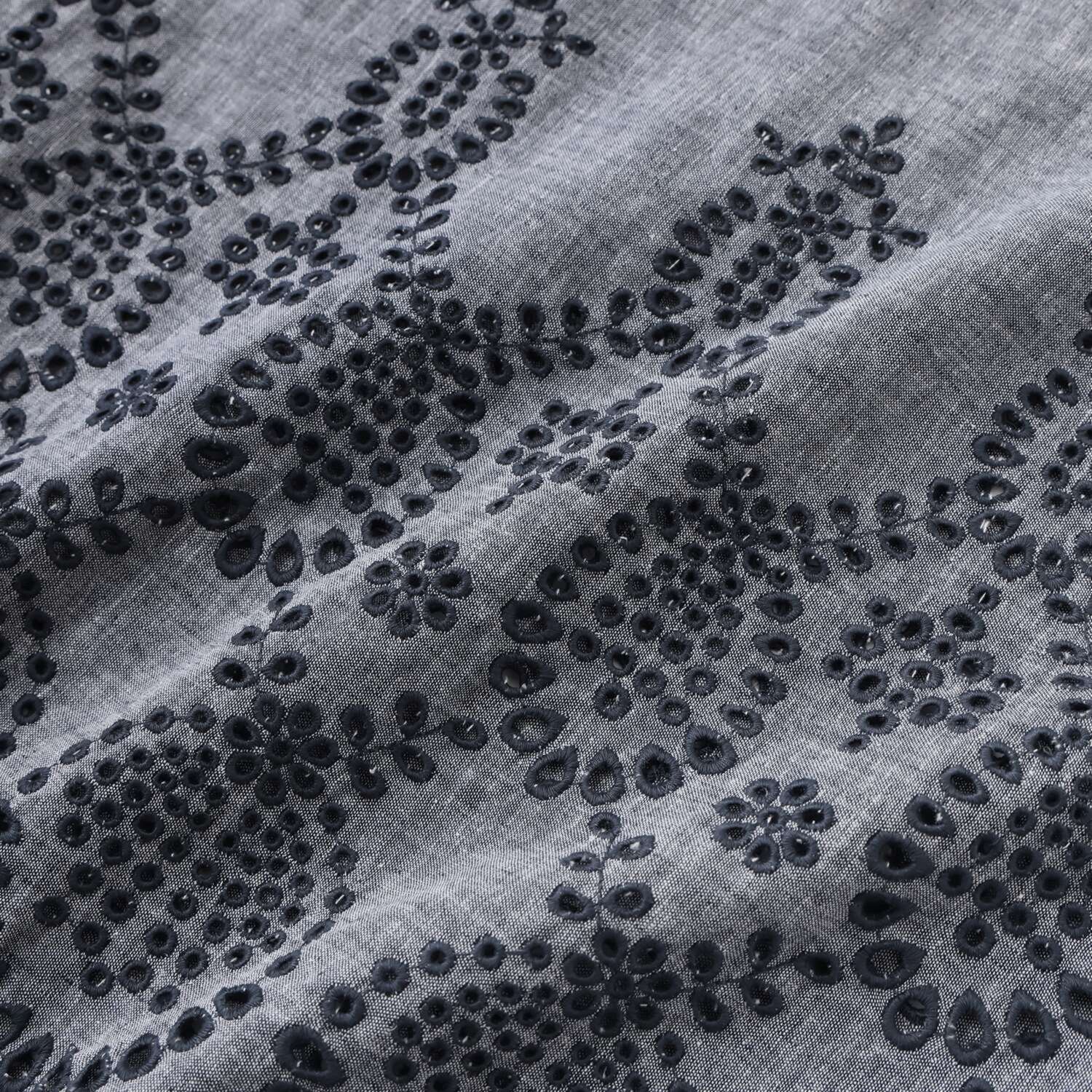 ＢＯＵＮＣＹ　ＢＯＮＤ 気分をあげて華やかに！ さらさらコットンリネン オリジナル刺しゅう インナー付ワンピース