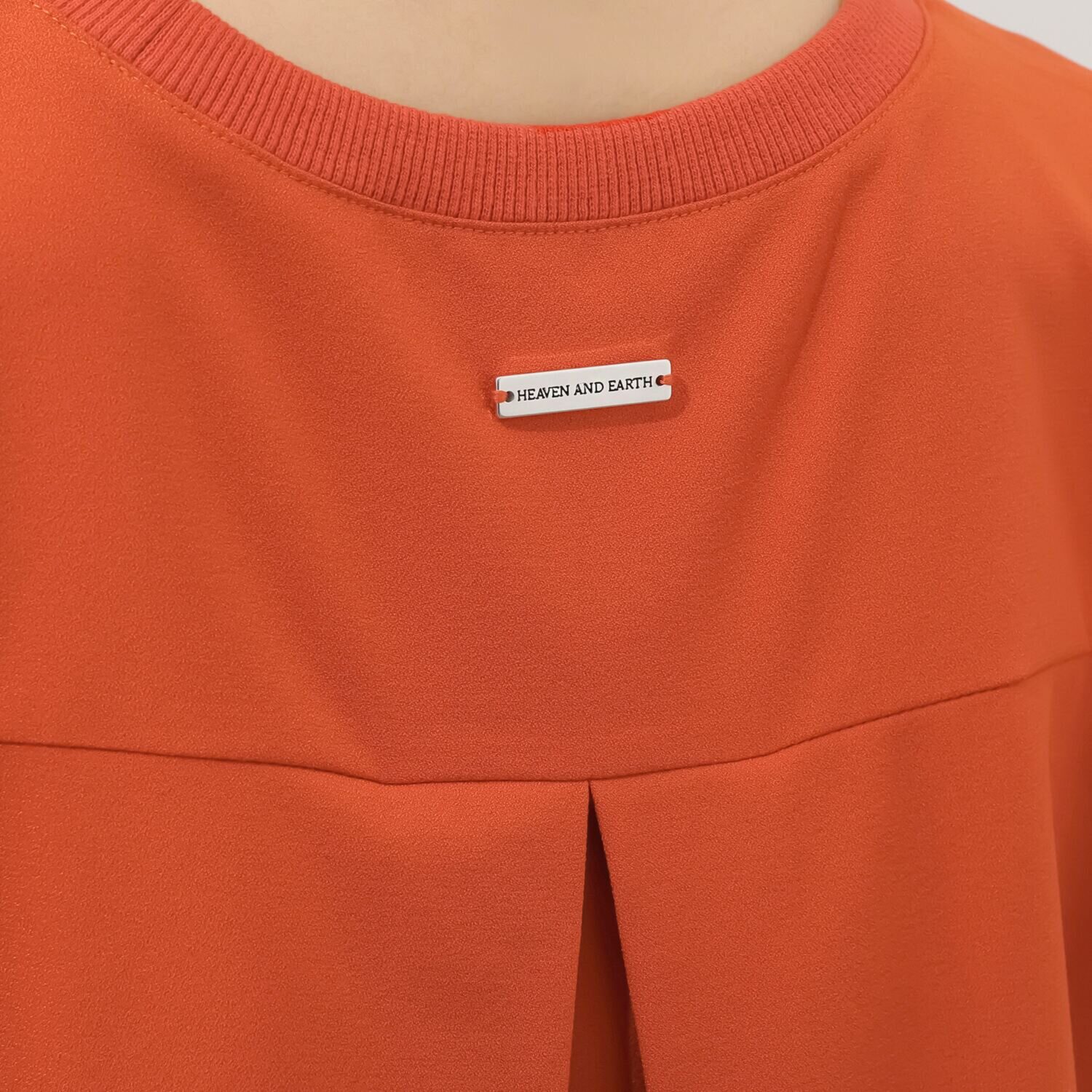 ヘブンアンドアース 接触冷感 ラインストーンロゴ Ｔブラウス