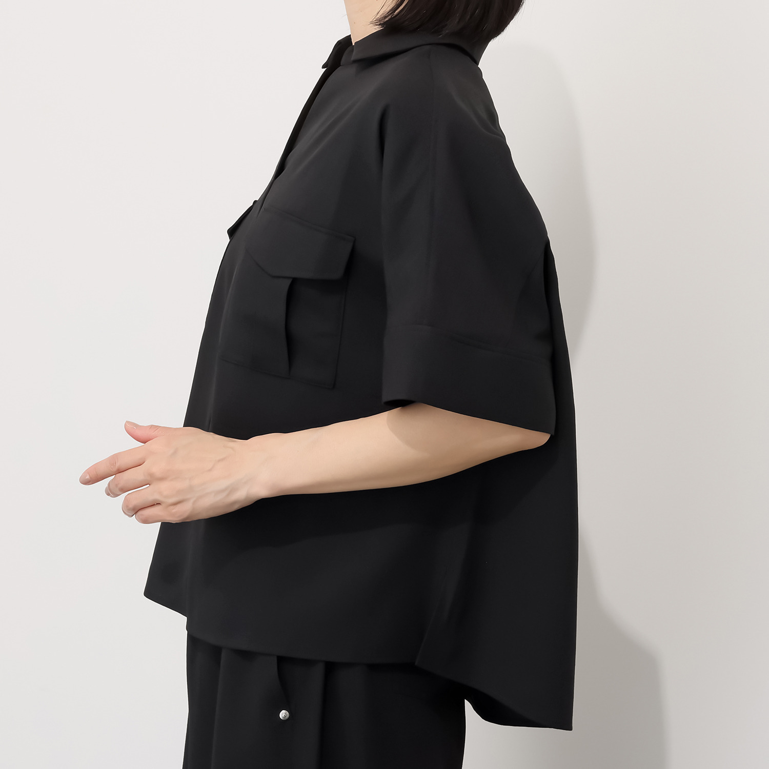 ヘブンアンドアース 接触冷感 ダブルポケット＆タック スキッパーシャツ