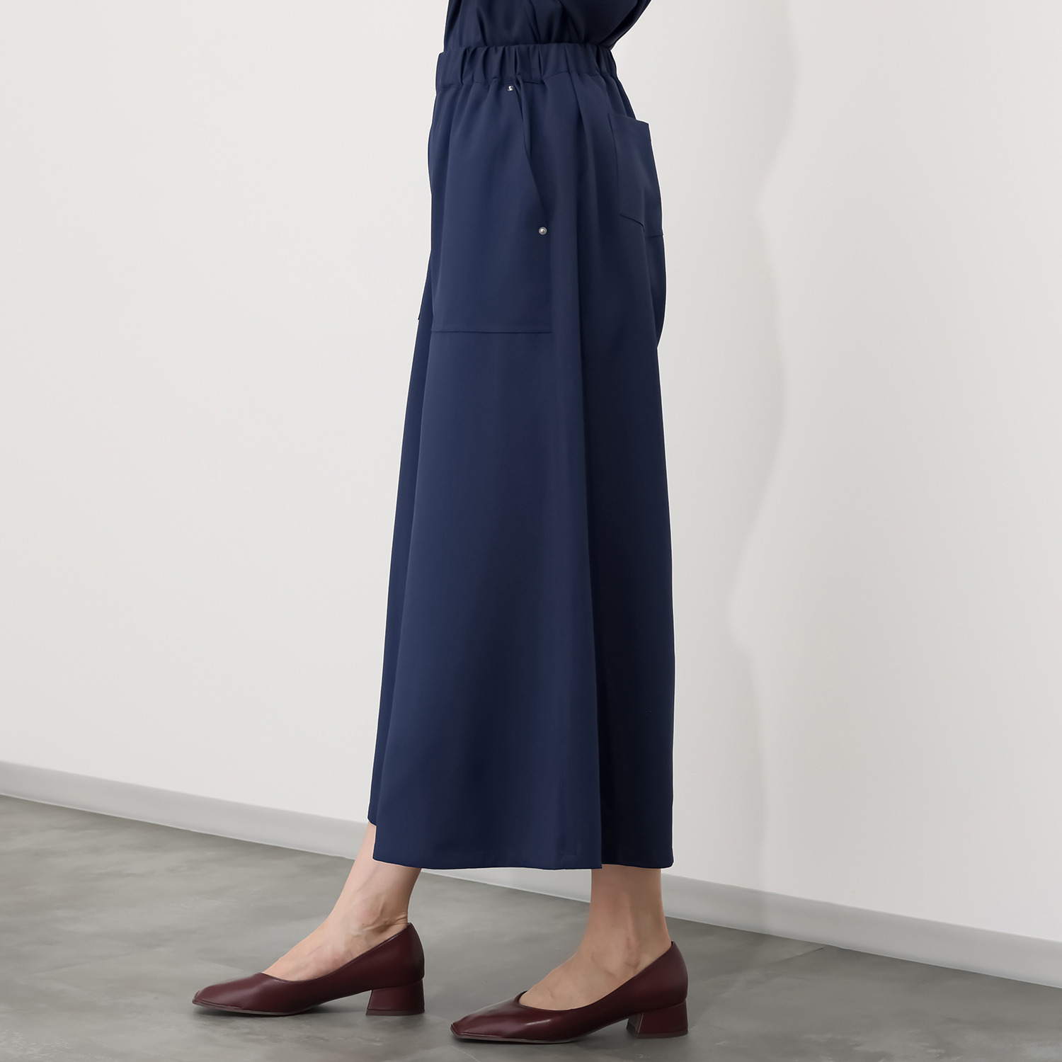 ヘブンアンドアース 接触冷感 ベイカーワイドスカンツ