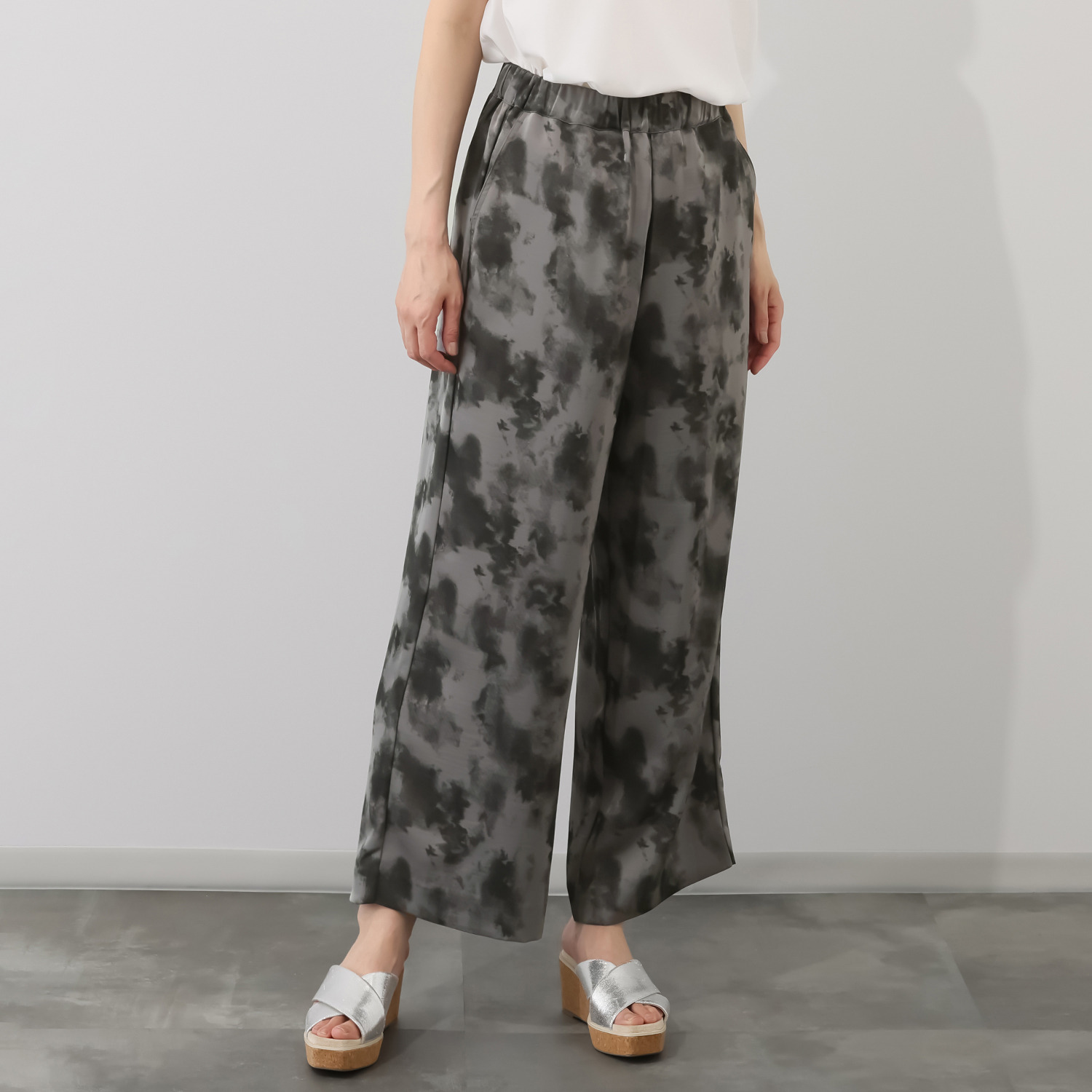 ヘブンアンドアース 接触冷感 ぼかし柄プリント ワイドパンツ