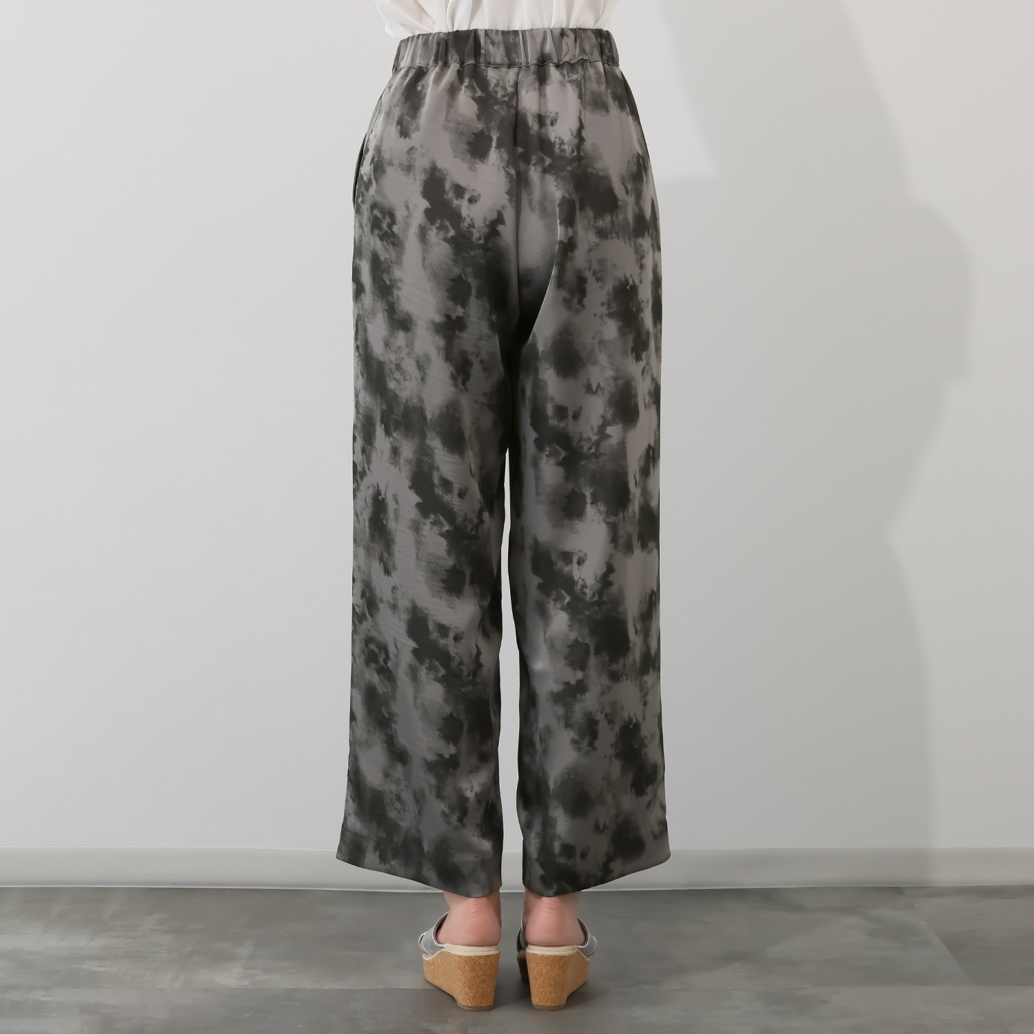 ヘブンアンドアース 接触冷感 ぼかし柄プリント ワイドパンツ