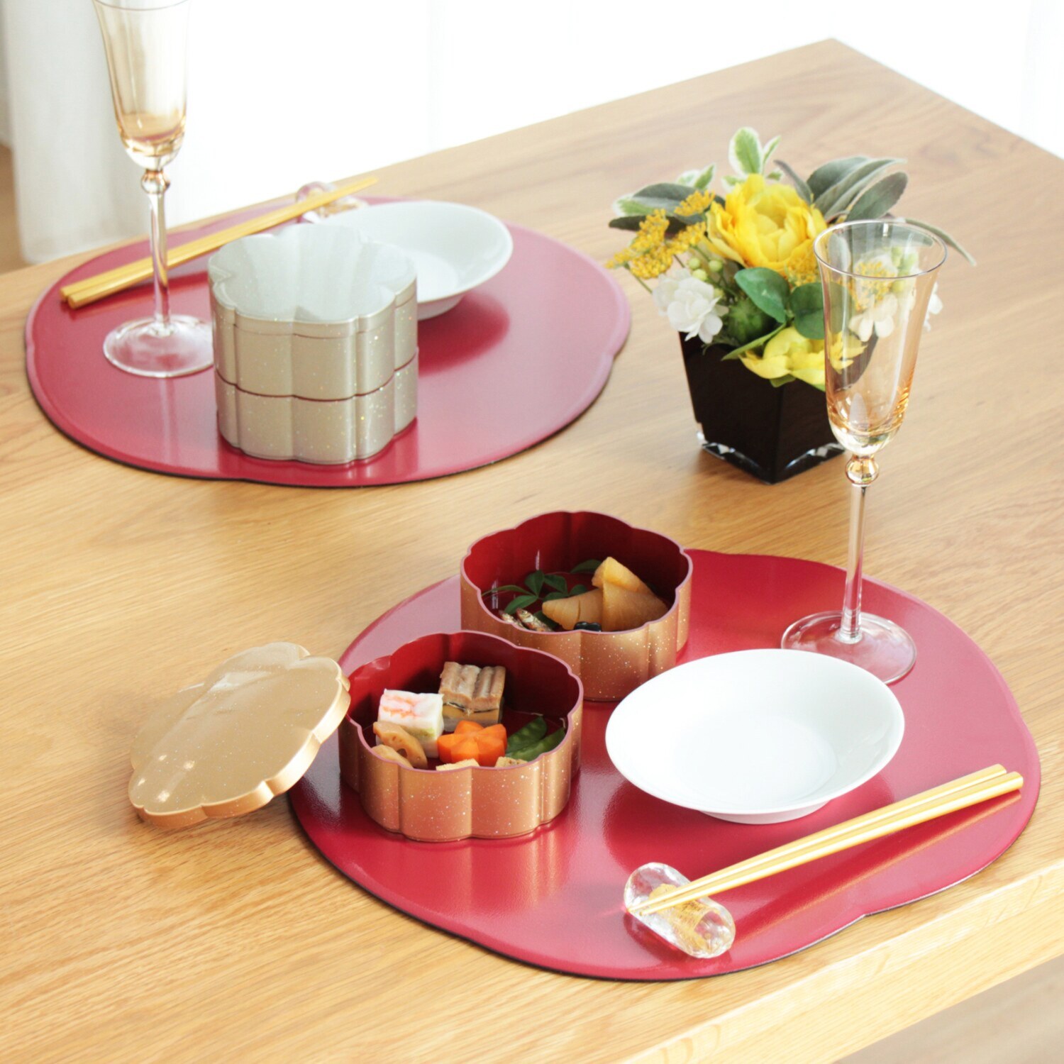 ジュエルキラメキ リバーシブル 花形テーブルマット