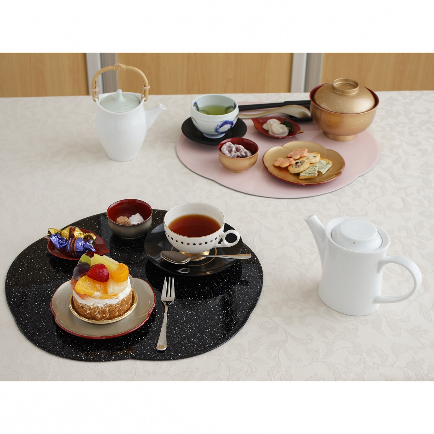 ジュエルキラメキ リバーシブル 花形テーブルマット