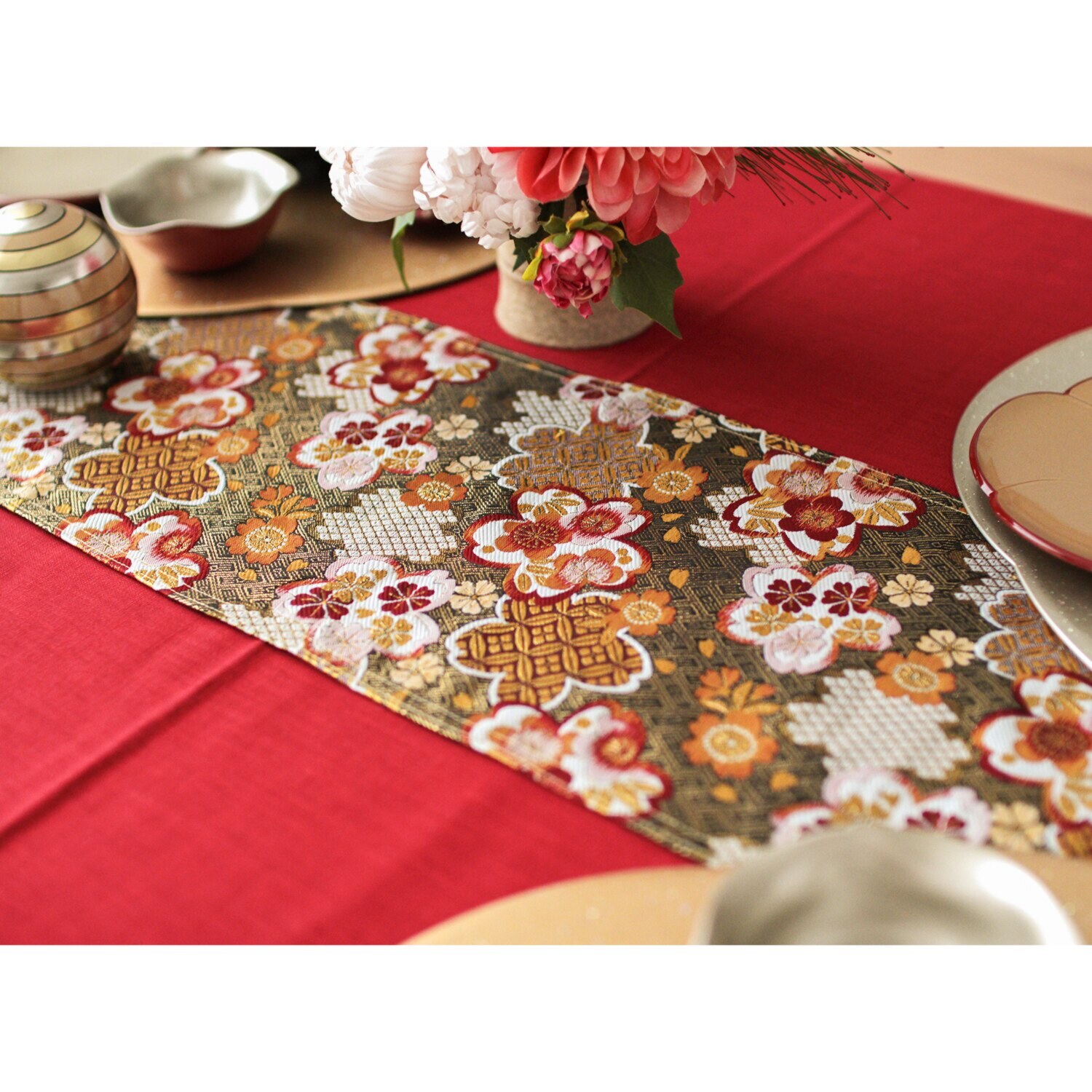 ジャガード織 桜重ね吉祥紋 テーブルセンター