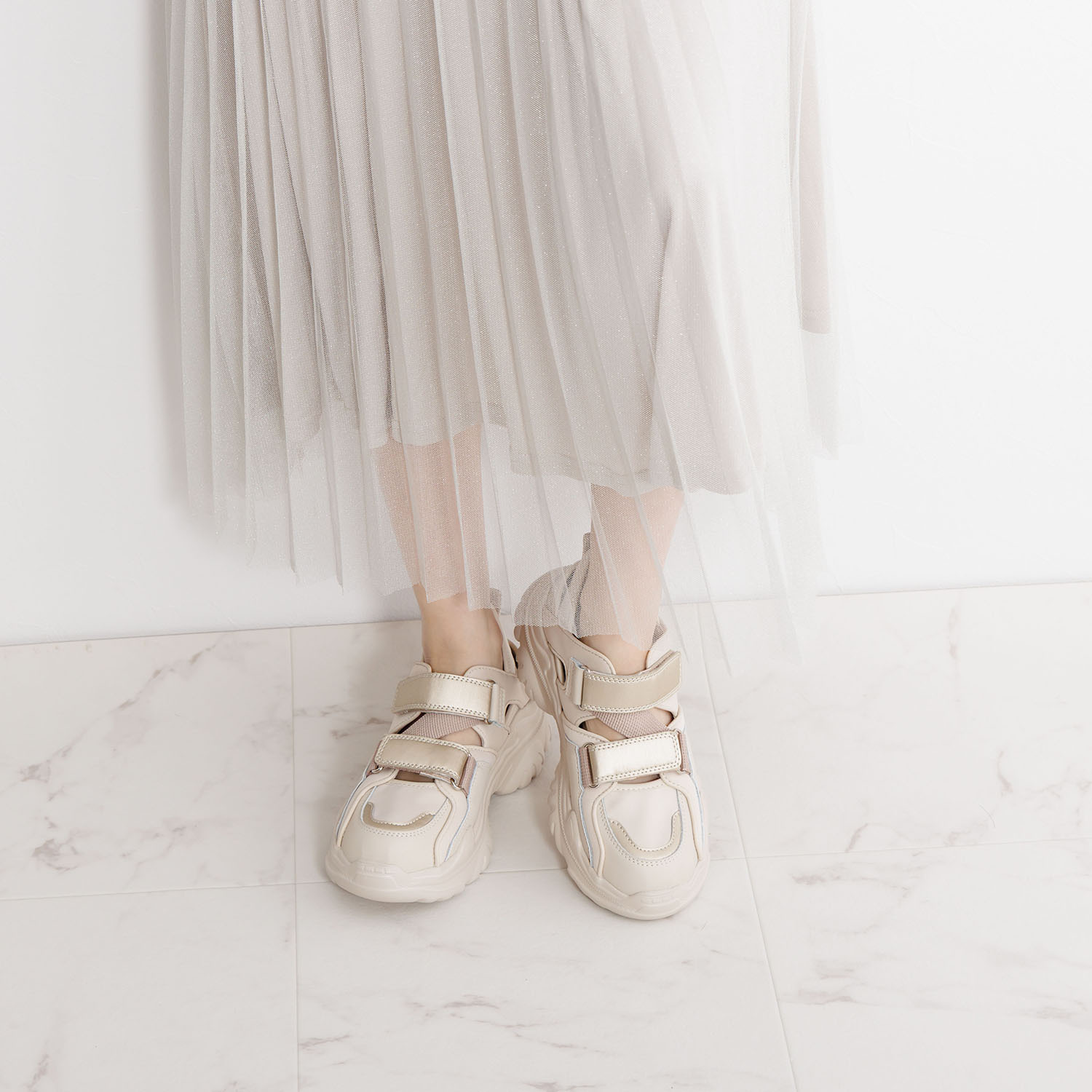 卑弥呼 ダブルベルト 厚底スニーカー