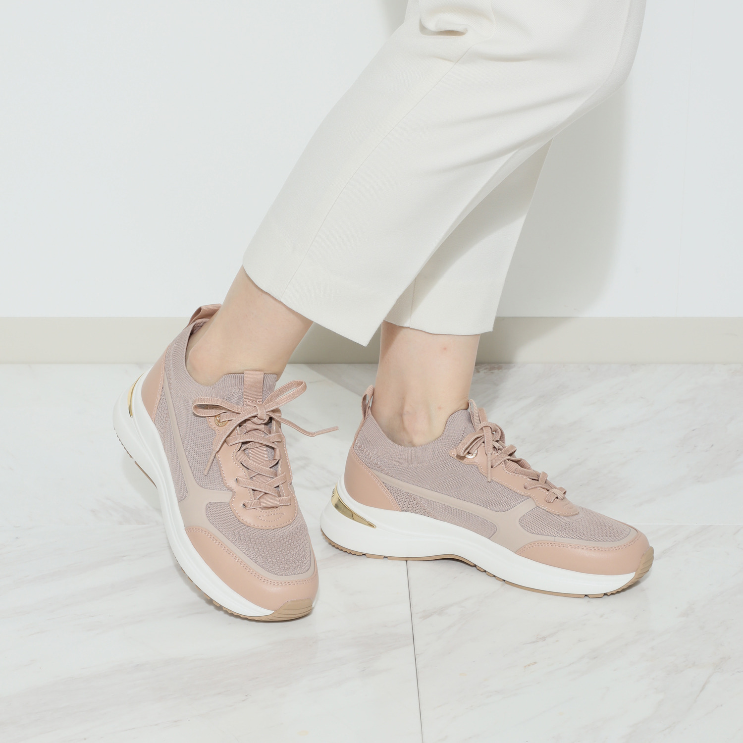 卑弥呼 ニットコンビ スニーカー