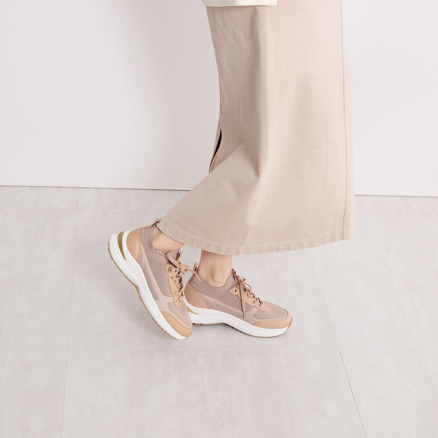 卑弥呼 ニットコンビ スニーカー