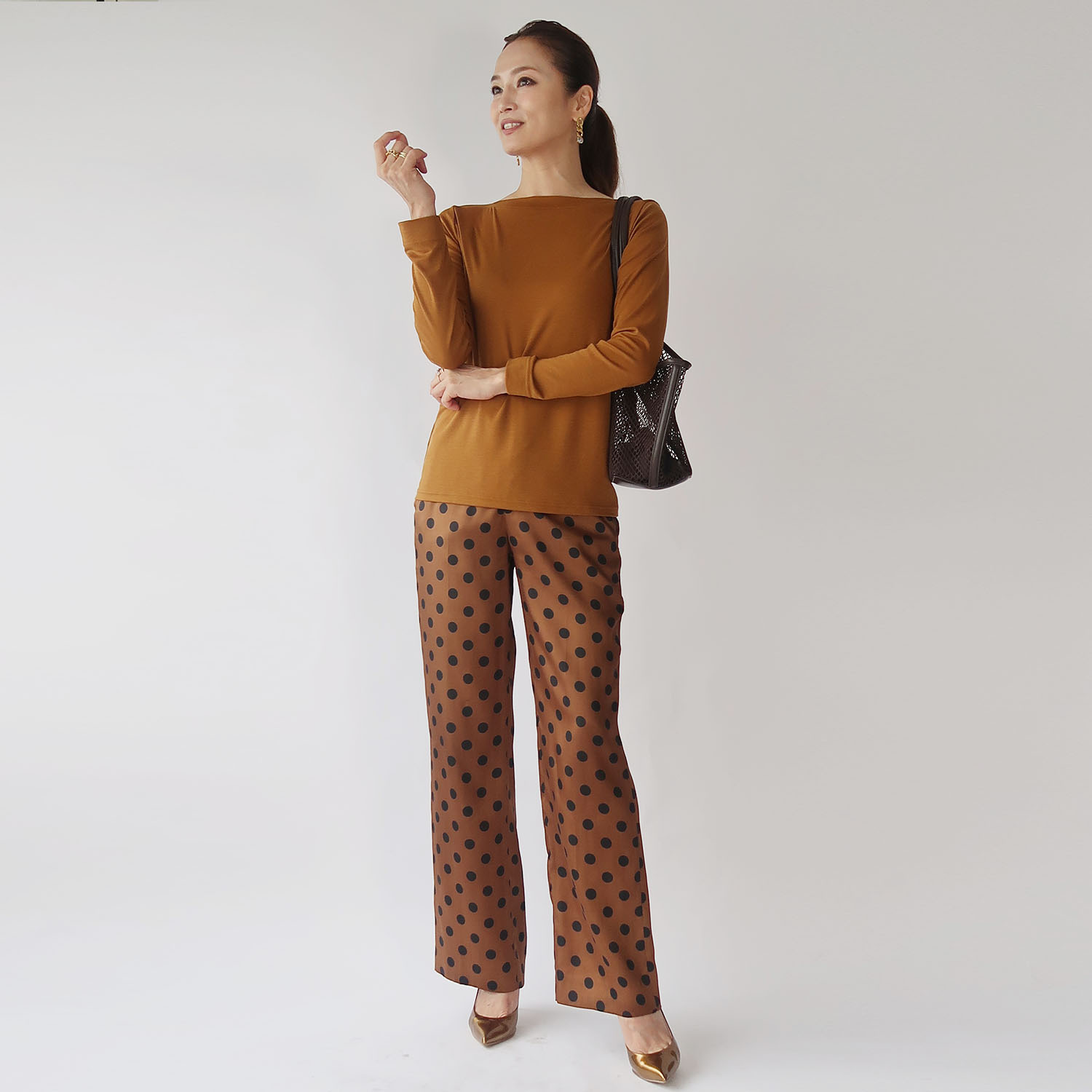 フーア 後ろボタンアクセント カットソープルオーバー