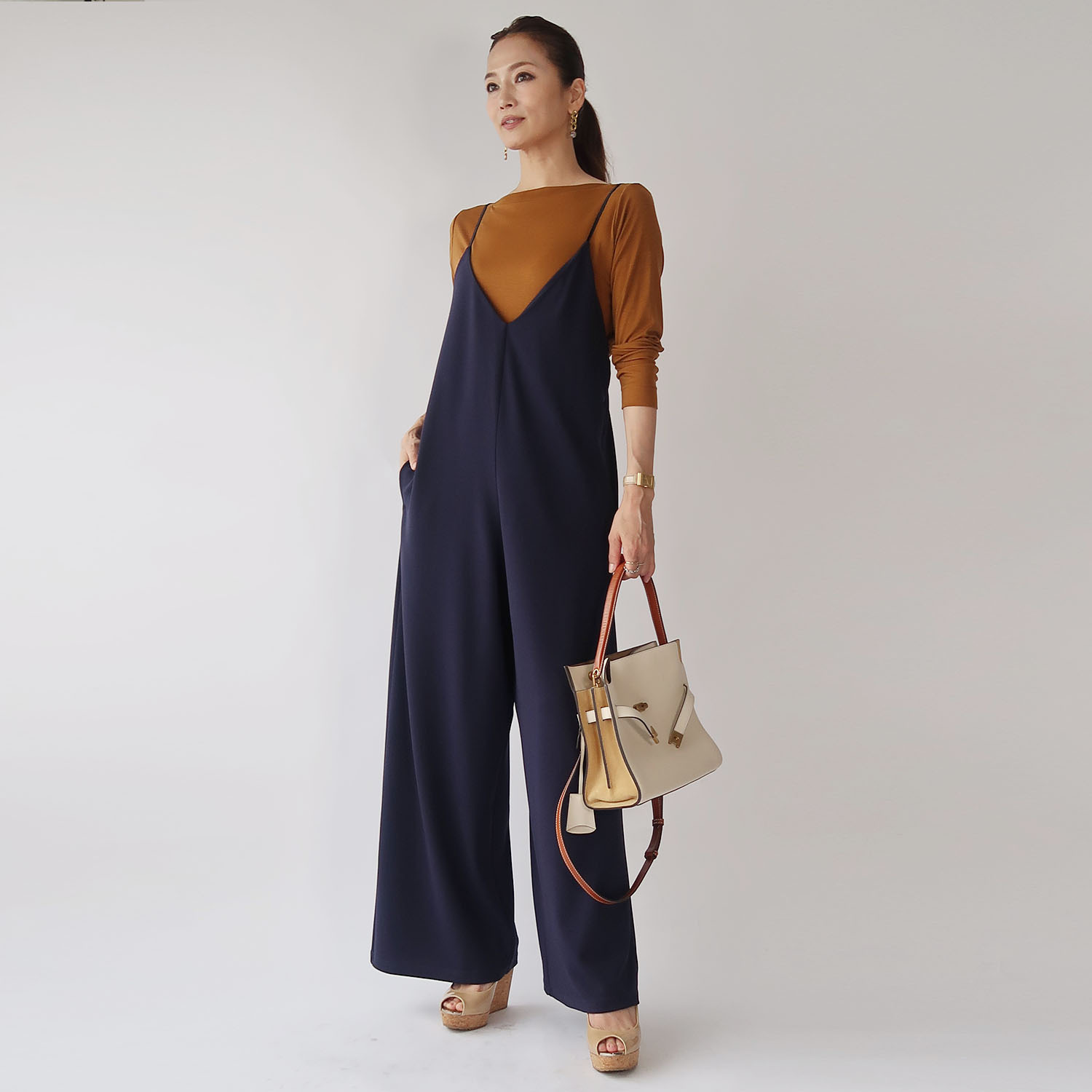 フーア 後ろボタンアクセント カットソープルオーバー