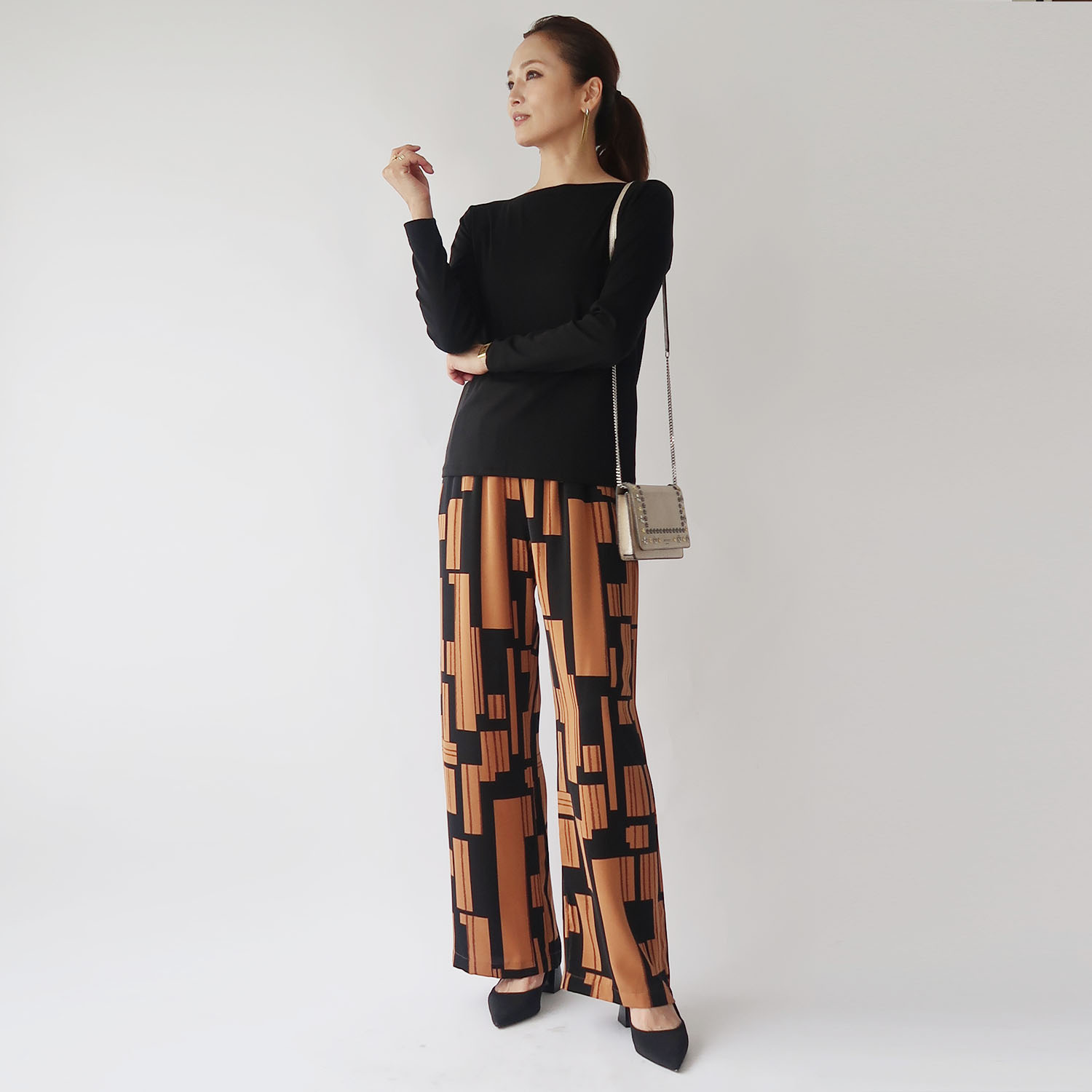 フーア 後ろボタンアクセント カットソープルオーバー