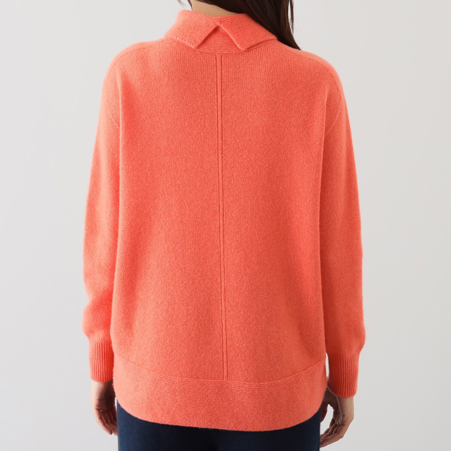 ルーエン　ローズ 日本製 内モンゴル産 カシミヤ１００％ 部分パール編 ハイネックプルオーバー