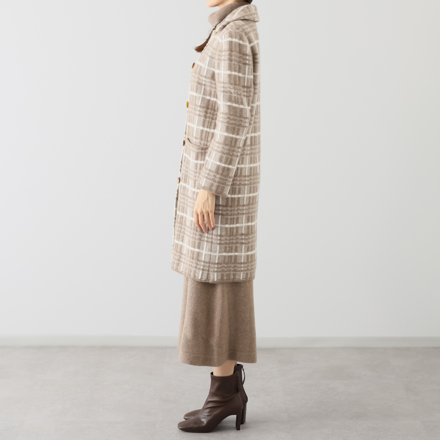 ルーエン　ローズ 日本製 内モンゴル産 カシミヤ１００％ チェック柄ジャガード コート
