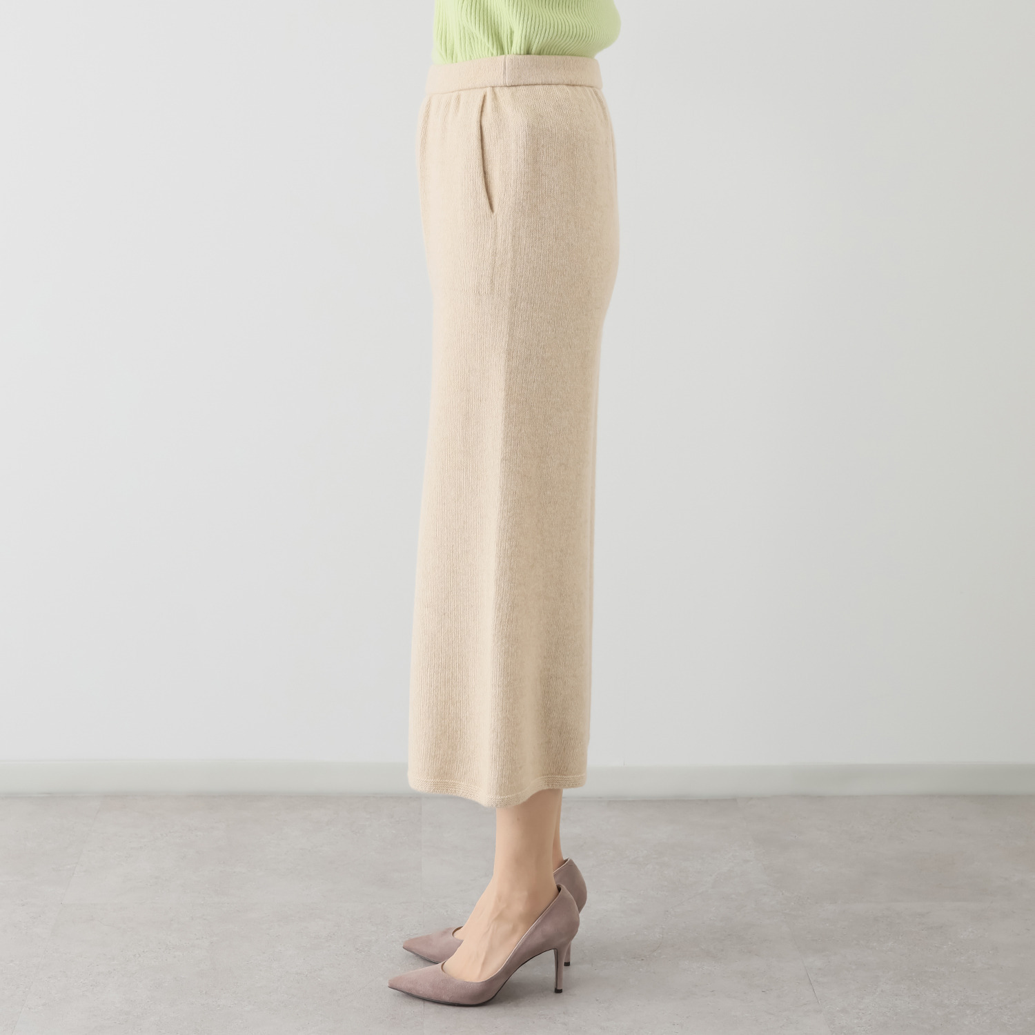 ルーエン　ローズ 日本製 内モンゴル産 カシミヤ１００％ ワイドパンツ