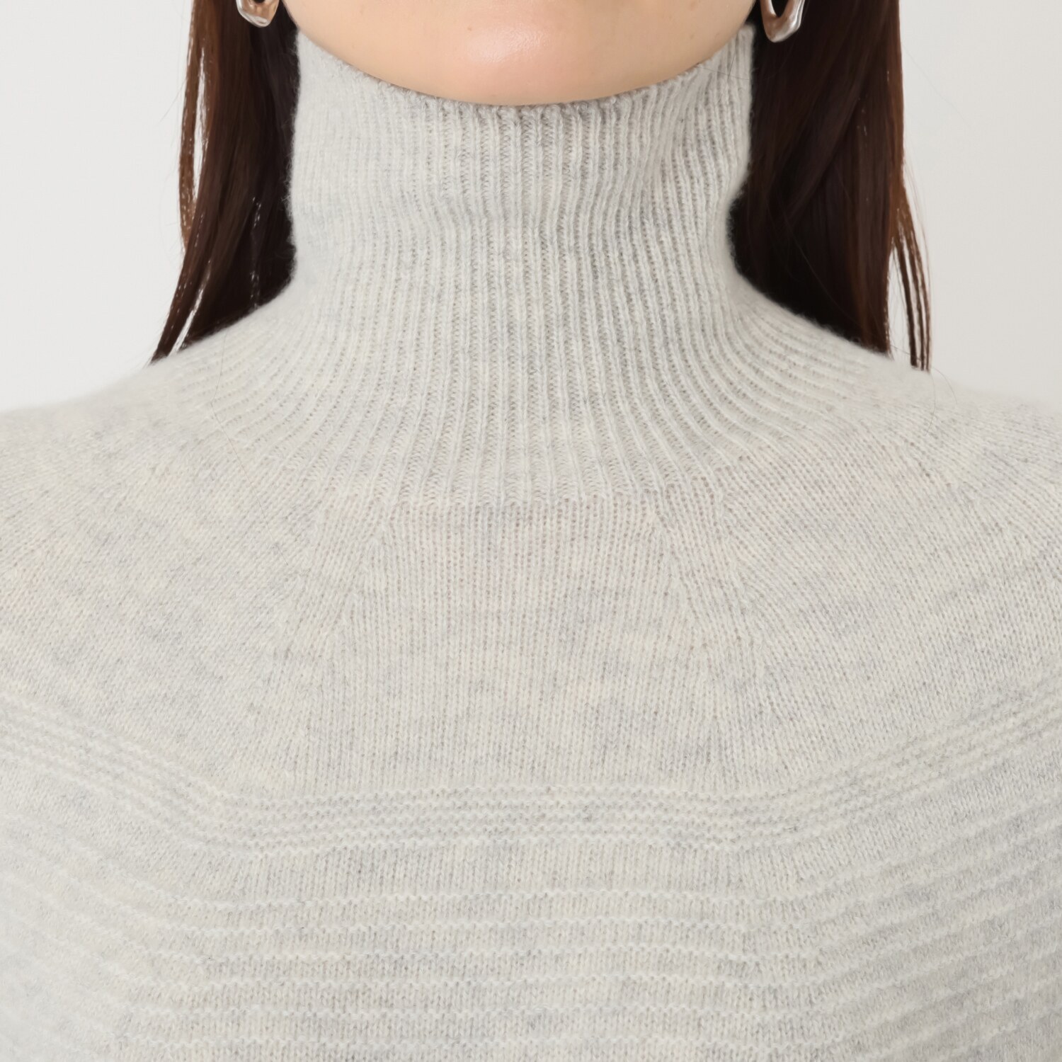 ルーエン　ローズ 日本製 内モンゴル産 カシミヤ１００％ 地柄ボーダー ハイネックワンピース