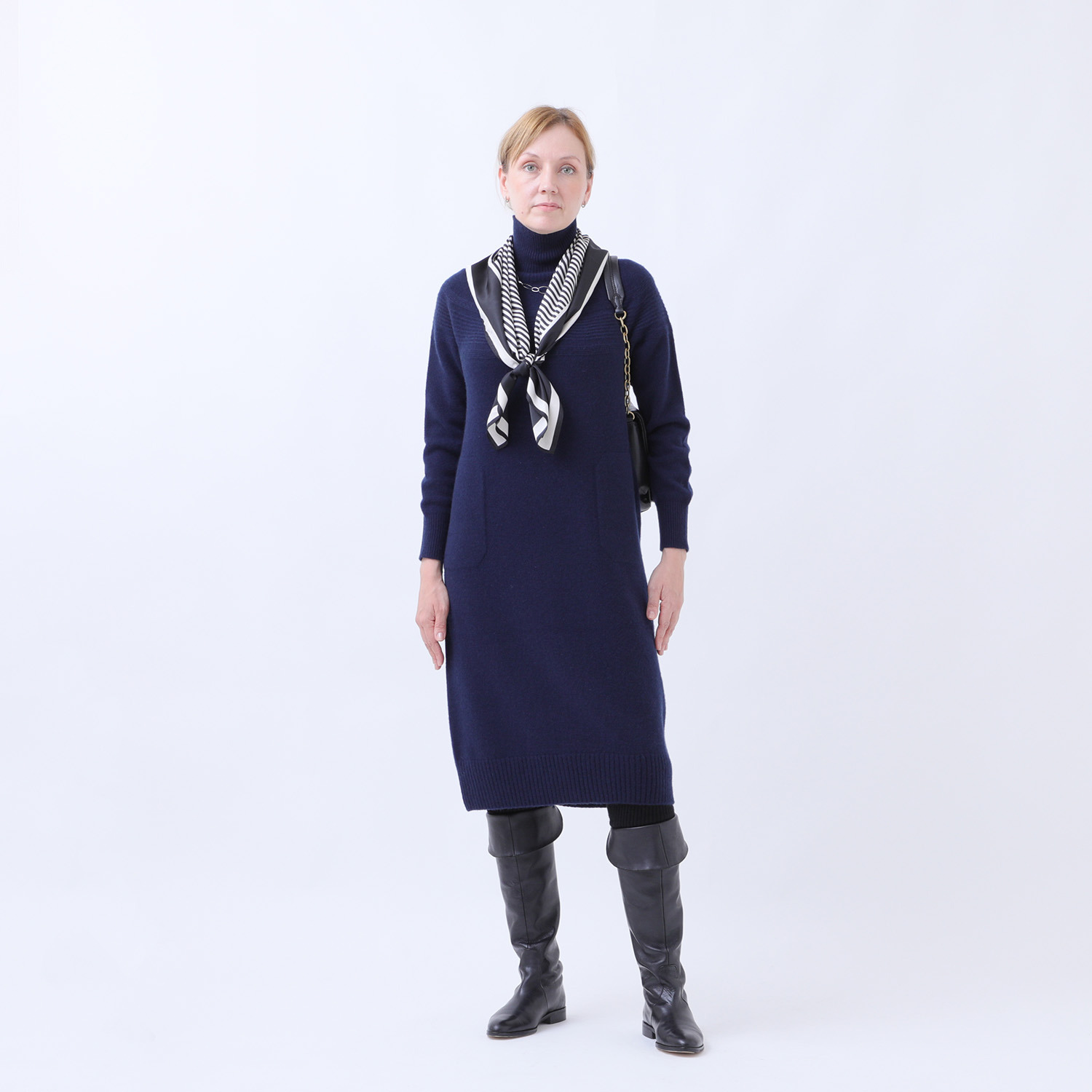 ルーエン　ローズ 日本製 内モンゴル産 カシミヤ１００％ 地柄ボーダー ハイネックワンピース