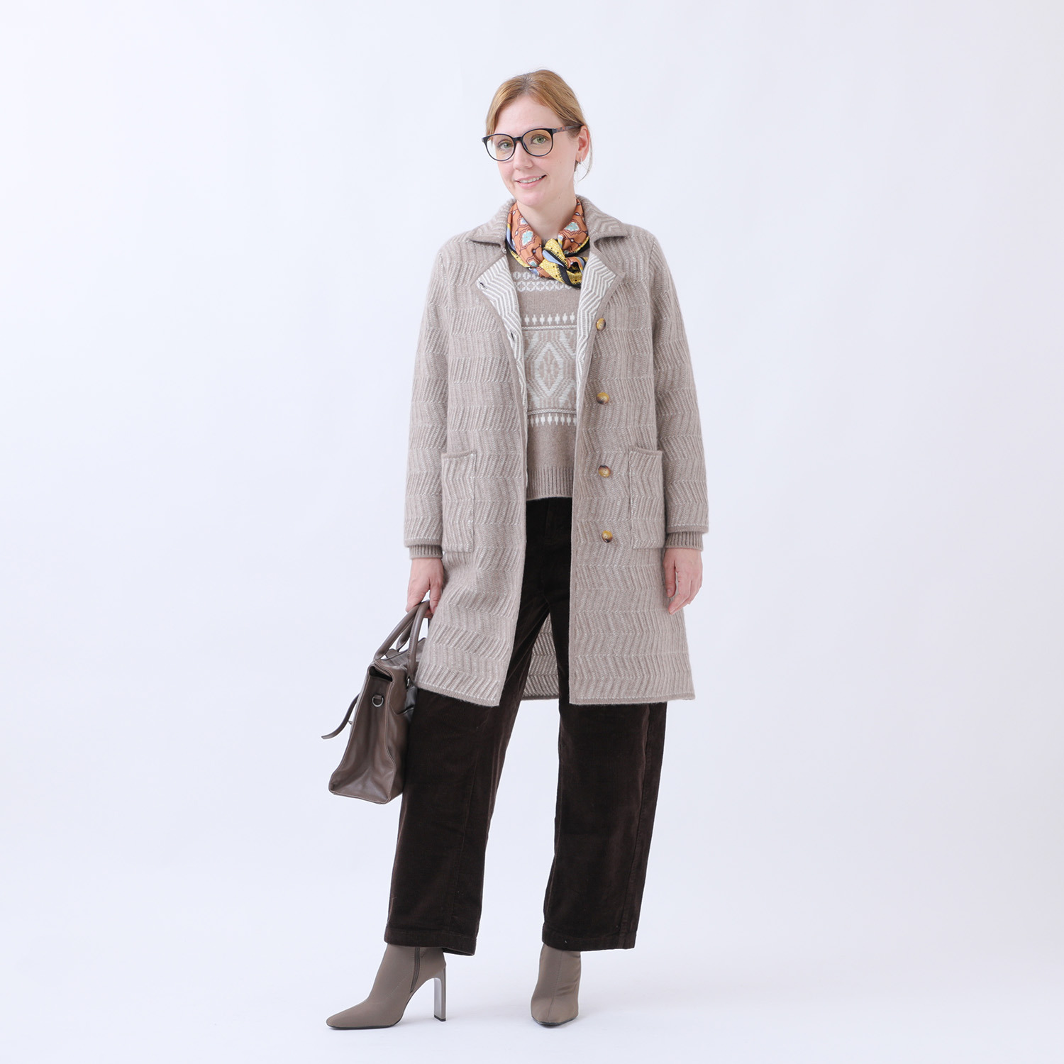 ルーエン　ローズ 日本製 内モンゴル産 カシミヤ１００％ 幾何学柄ジャガード プルオーバー