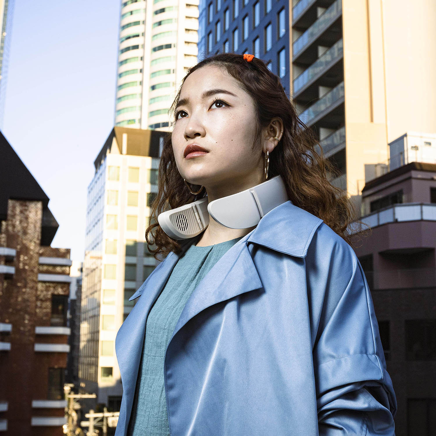 ホット＆クールモードで １年中活躍！ ハイブリッド式 ネックファン テンポブリーズ ＰＣＦＡ−０１Ｂ