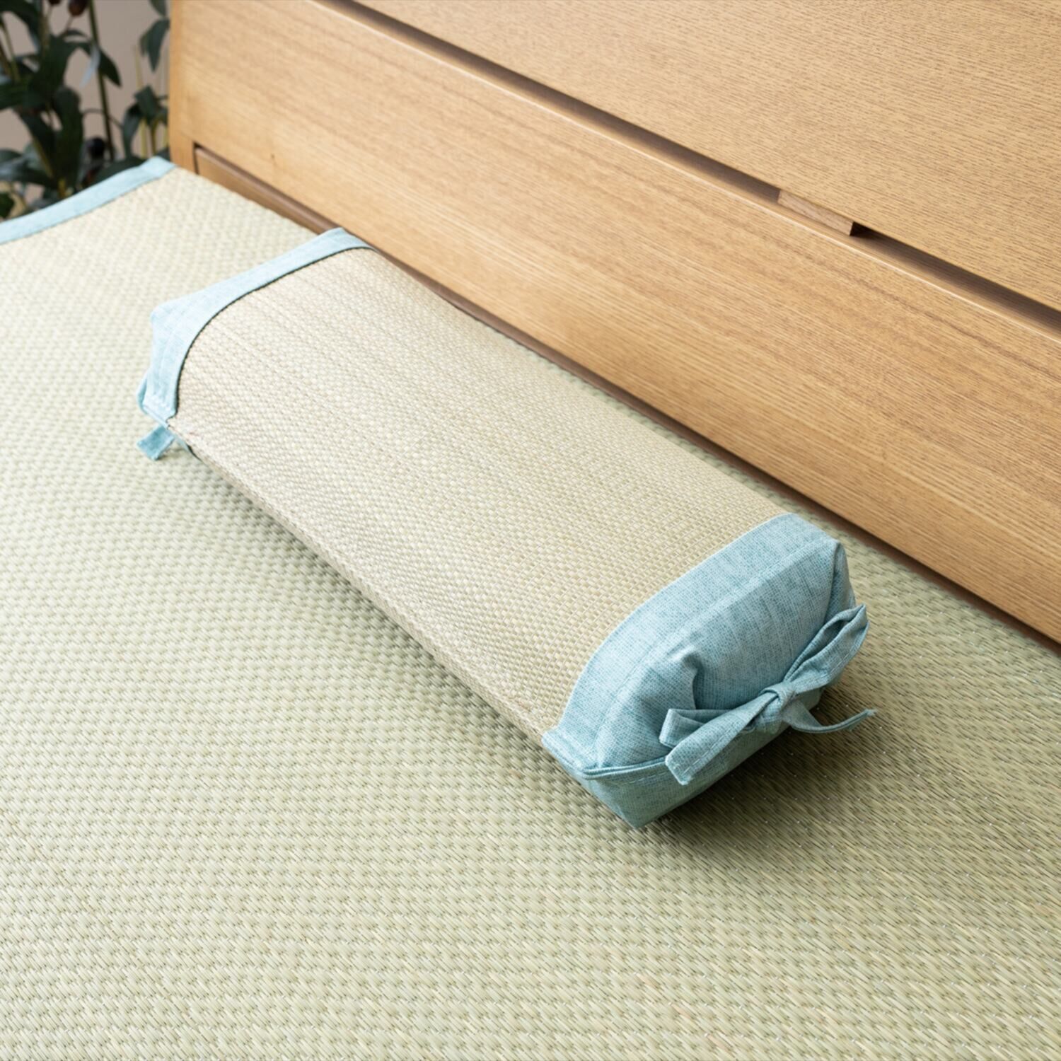 イケヒコ 蒸れにくく、 さらっと快適 日本製　い草角枕