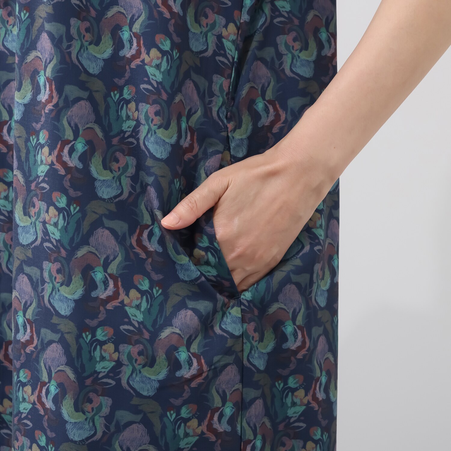 エル　ステュディオ ドライタッチ カフタンワンピース