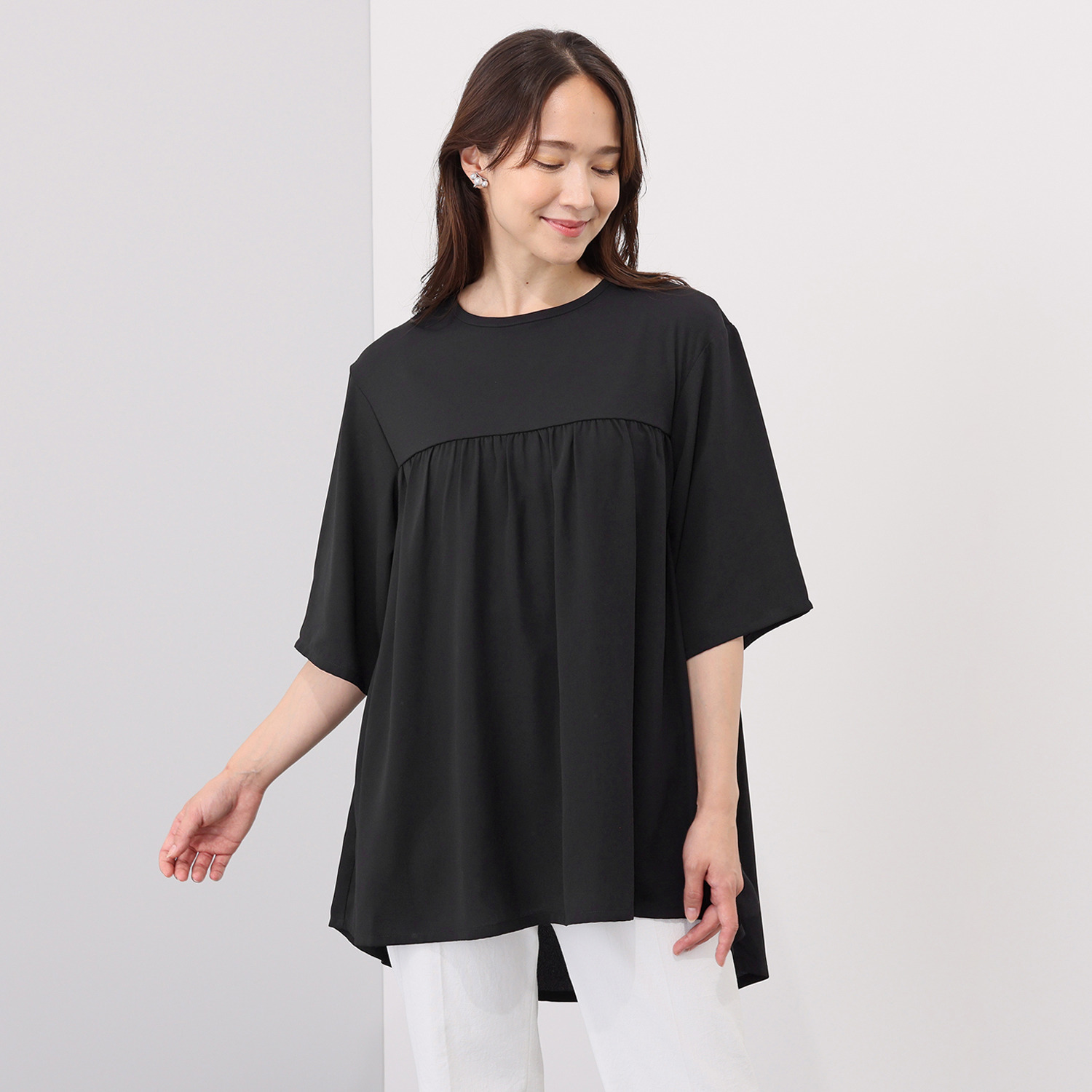 シルバーミントシュガー カットソーとジョーゼット ２素材使いゆったり五分袖 後ろティアードの風抜ける チュニックブラウス