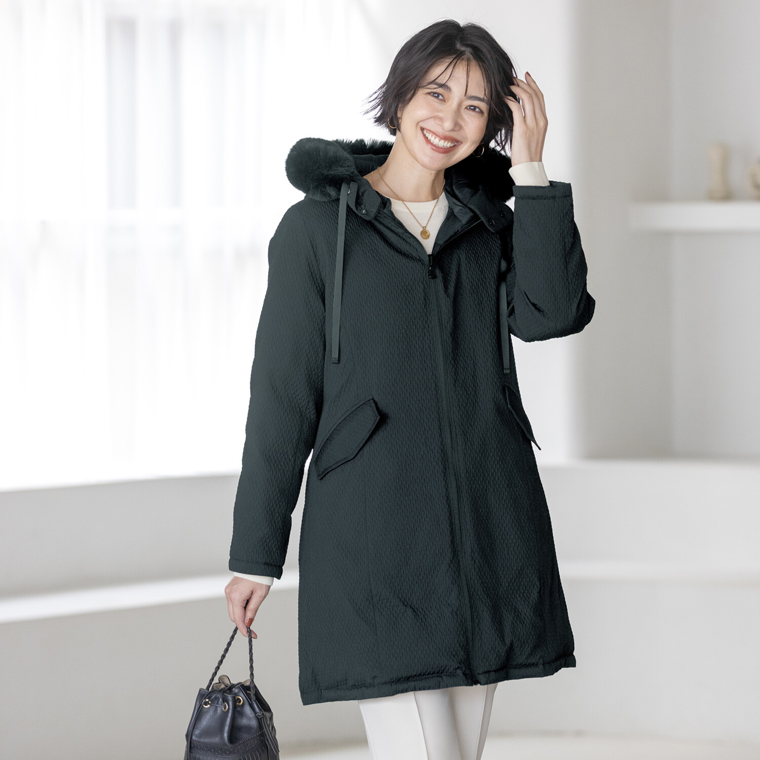 メルヴェイユ　ヴァント エコファー付 はっ水　軽量 リバーシブル ダウンコート