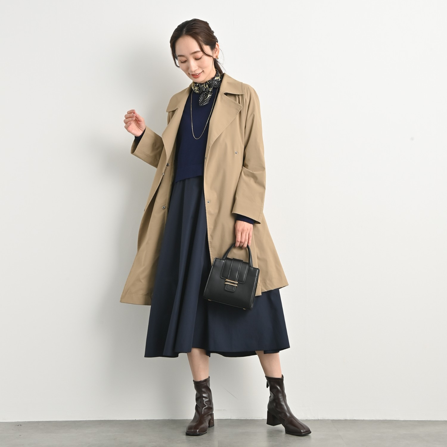 元町ゼラール なめらか＆艶やか素材 袖がかわいい レイヤードデザイン ニットワンピース