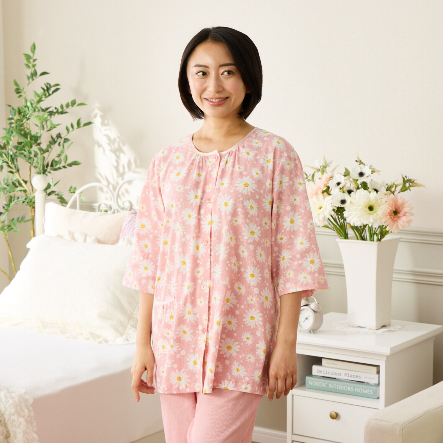 ＷＩＮＤ 高島ちぢみ ストレッチ楊柳 マーガレット柄パジャマ