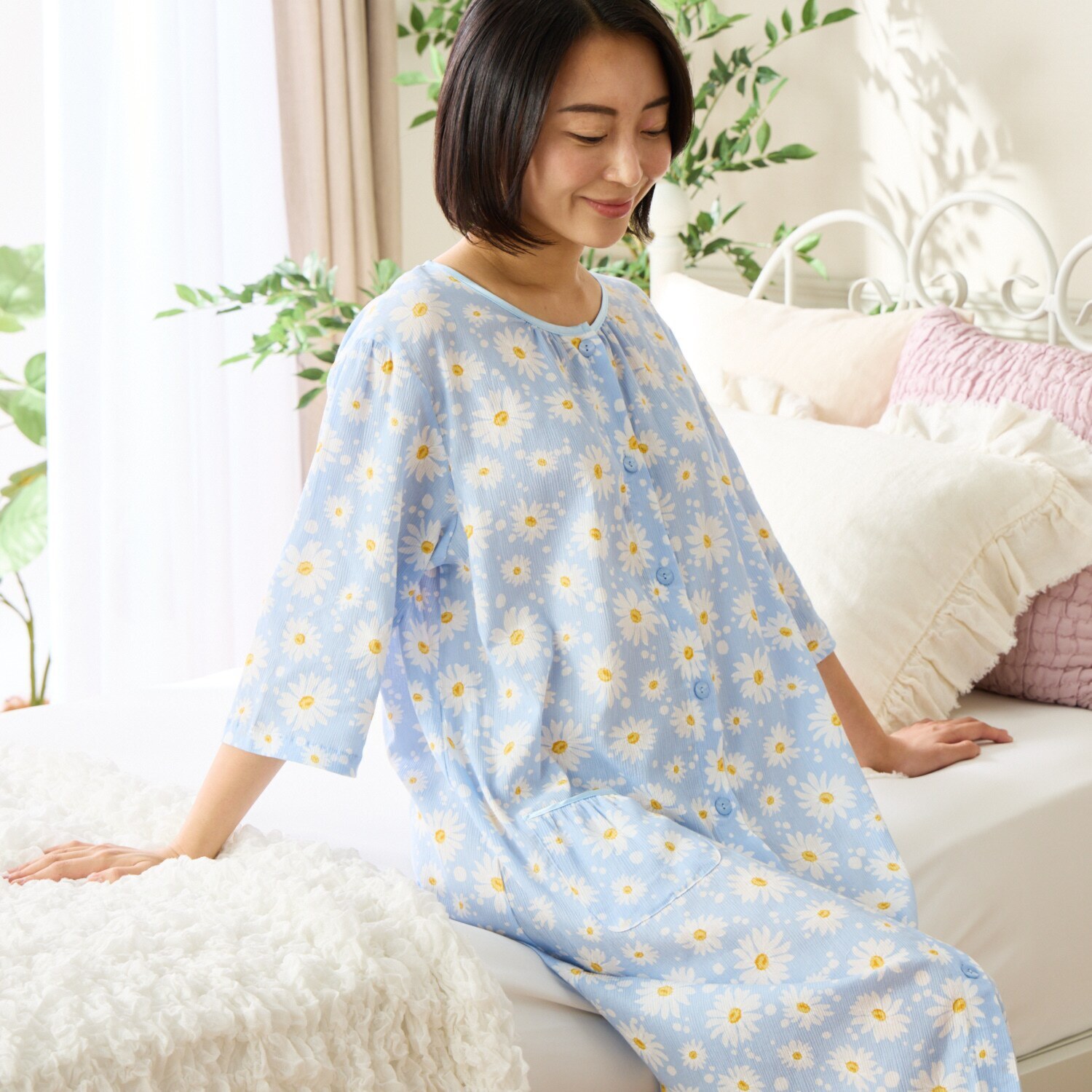 ＷＩＮＤ 高島ちぢみ ストレッチ楊柳 マーガレット柄ワンピース