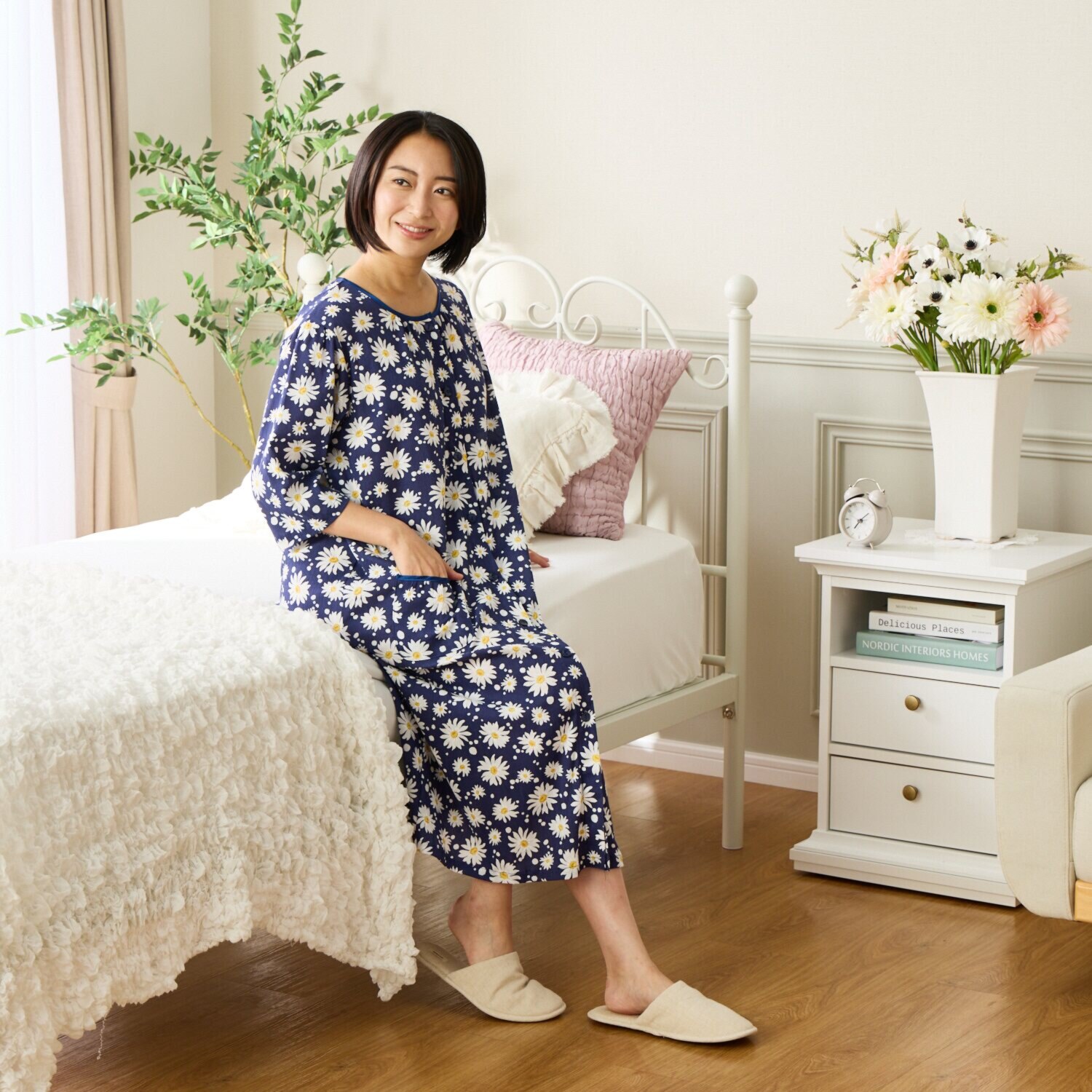 ＷＩＮＤ 高島ちぢみ ストレッチ楊柳 マーガレット柄ワンピース