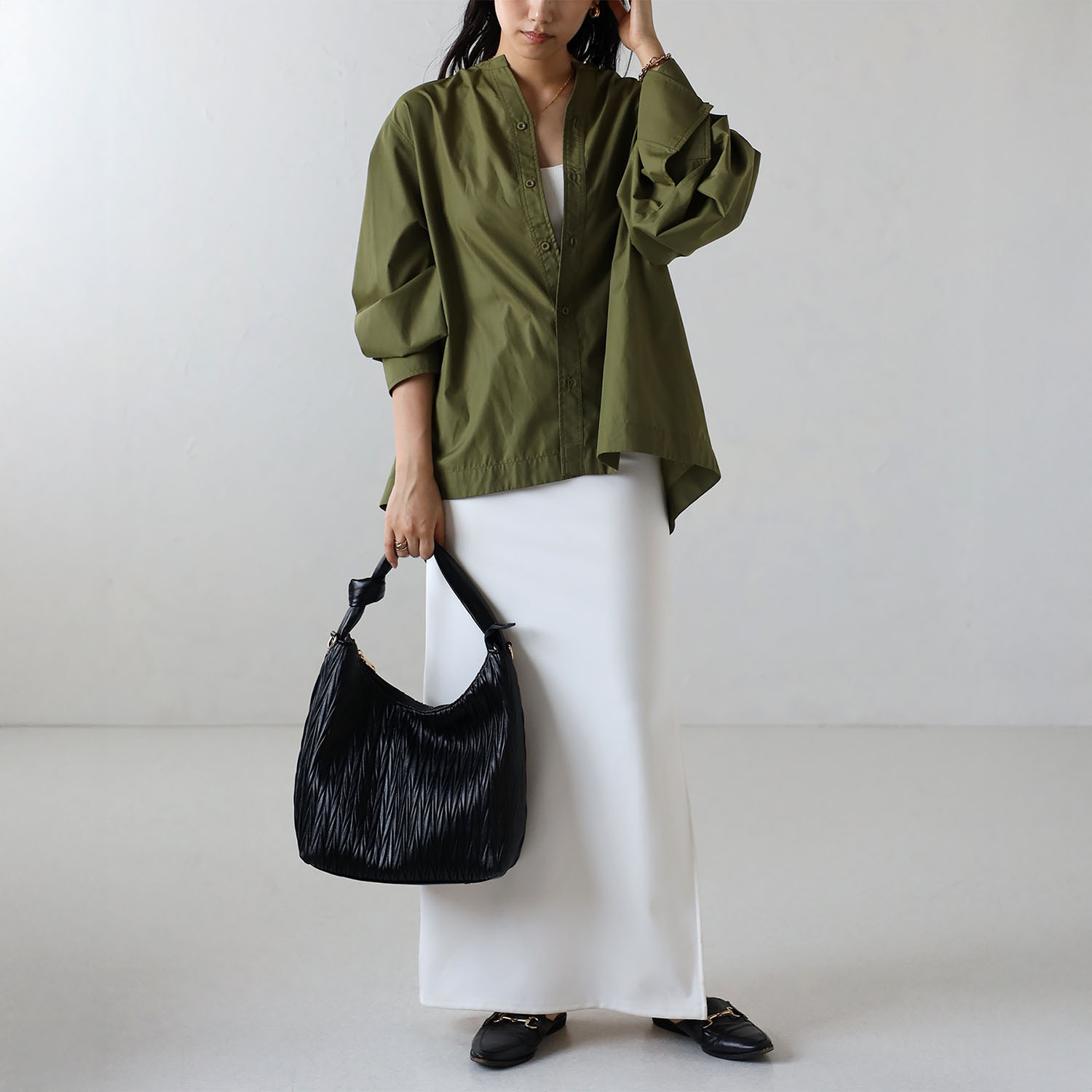 グッシオイタリー プリーツデザイン ワンハンドル ２ウェイトートバッグ