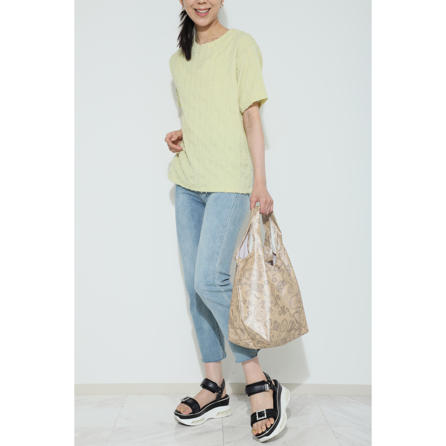 老舗ヤマト屋 ポリカーボネイト 薄合成皮革使用 超軽量・洗える トートバッグＳＯＺＡＩ “トレゾールモノ”