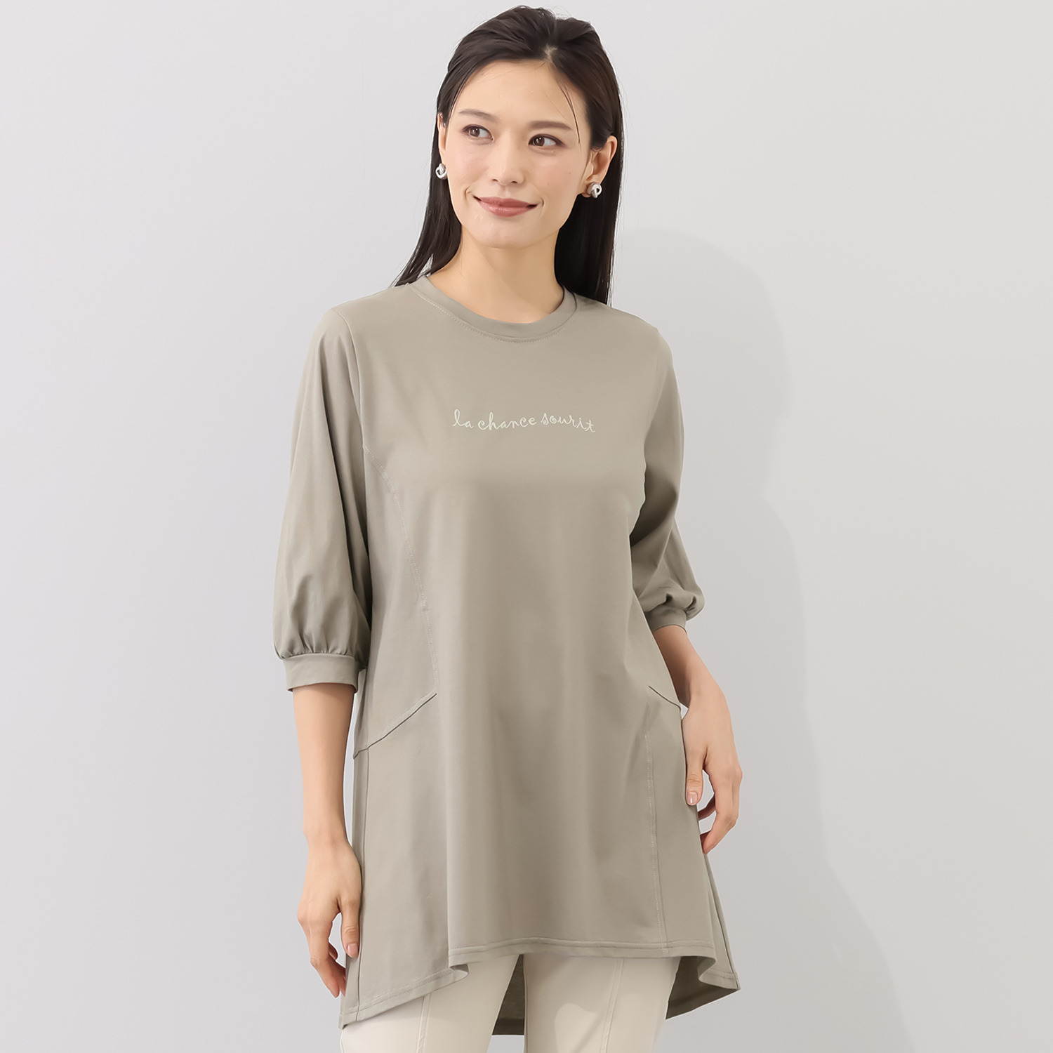 里麻 ロゴプリントチュニック