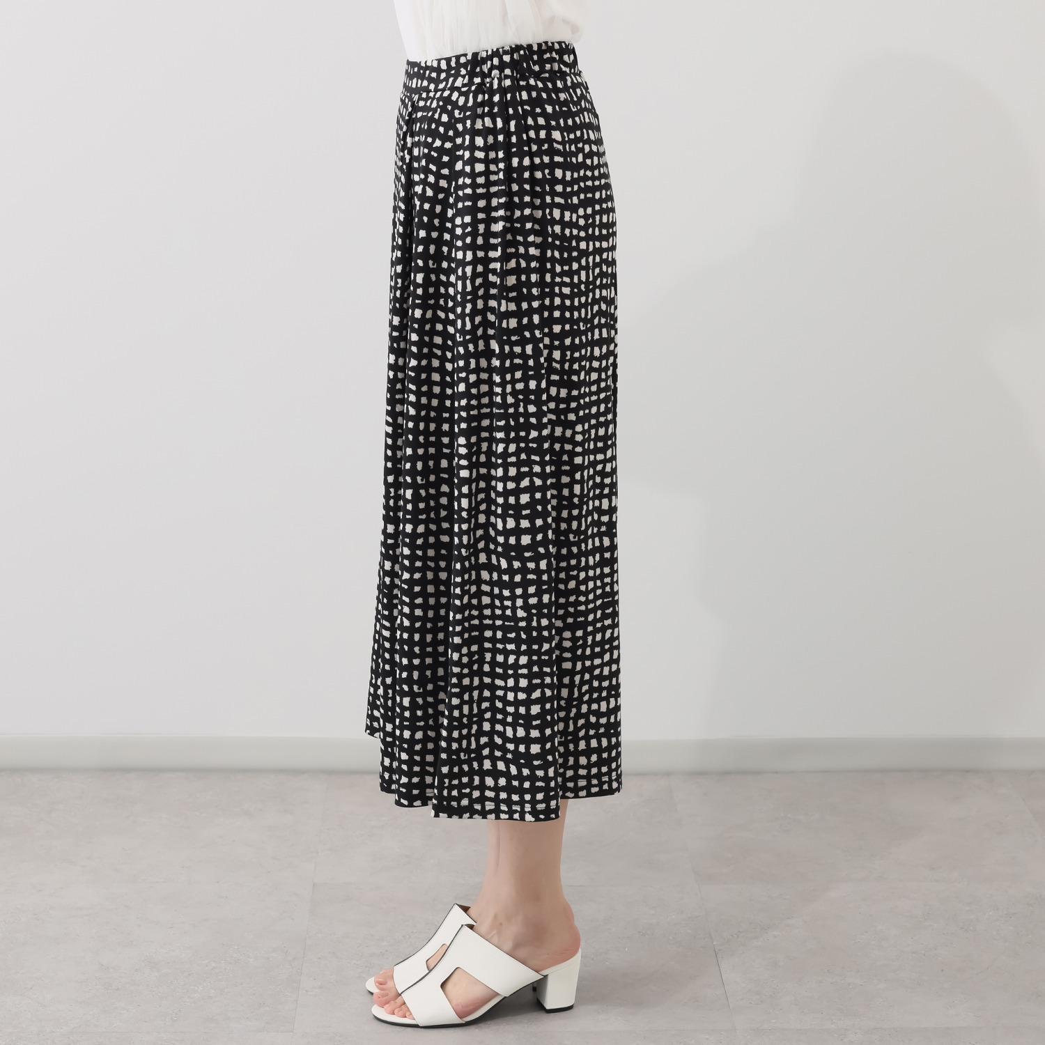 里麻 ＵＶカット・接触冷感 巻きスカート風 ワイドパンツ