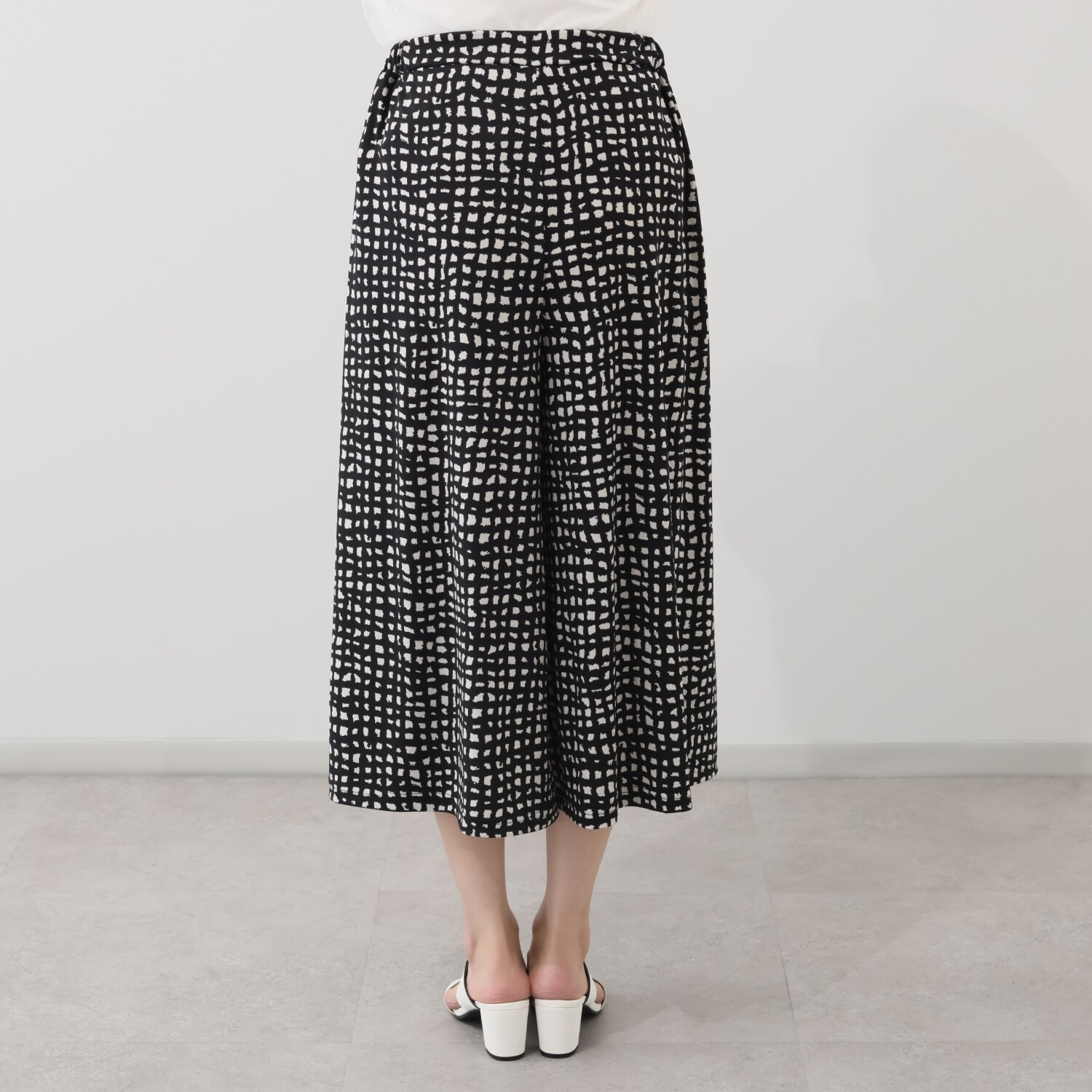 里麻 ＵＶカット・接触冷感 巻きスカート風 ワイドパンツ